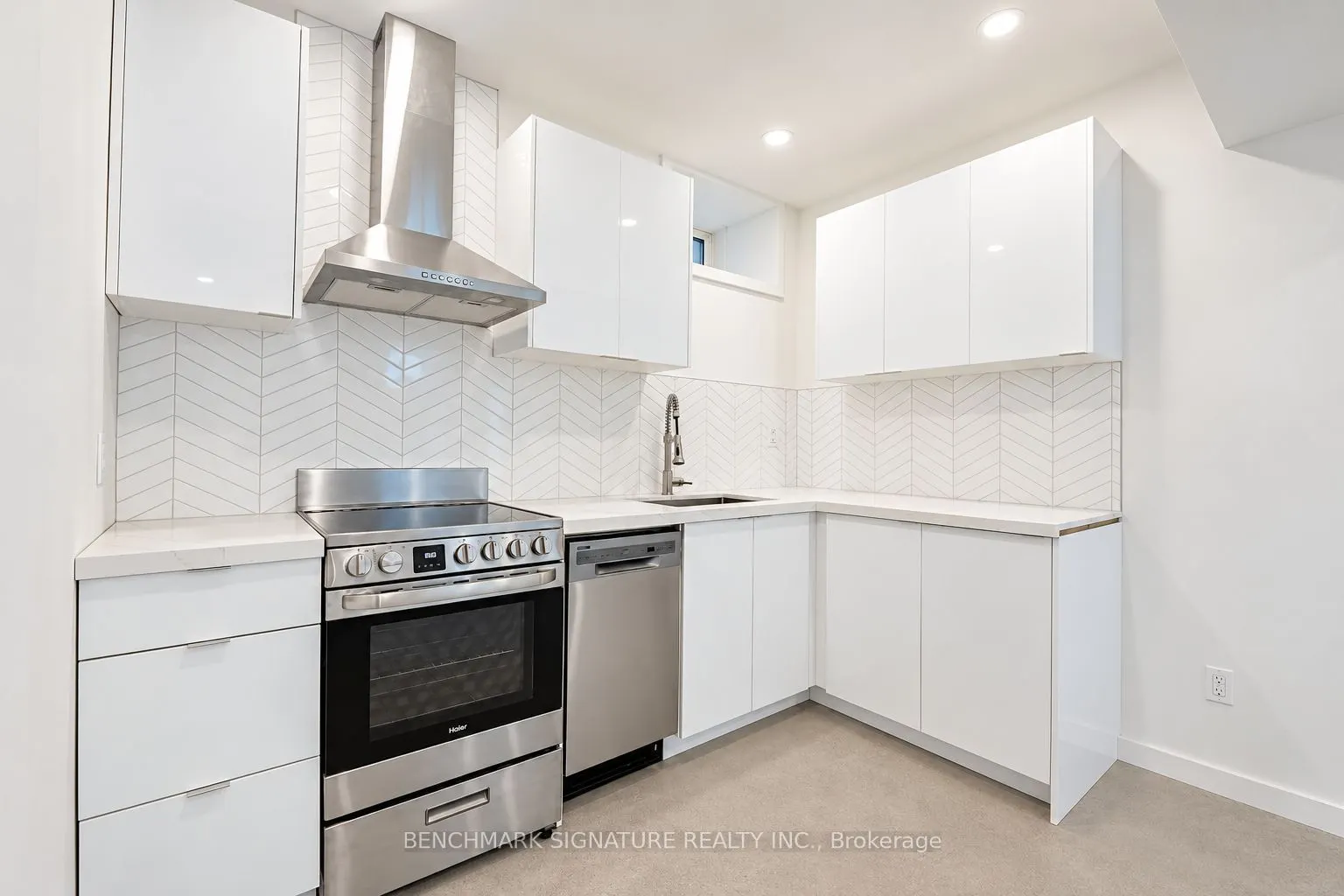 301 Euclid Avenue #Lower