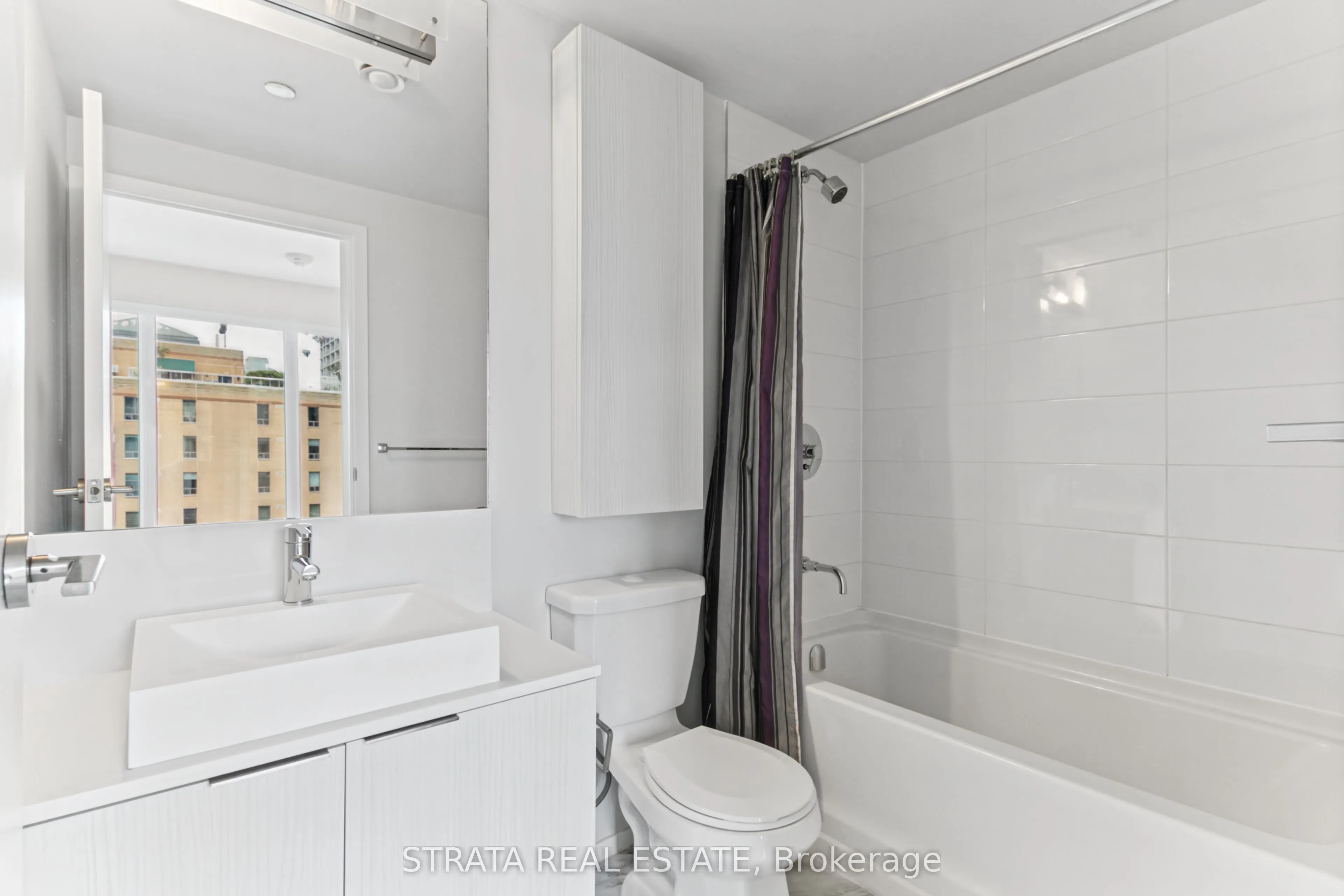 68 Shuter Street #1610