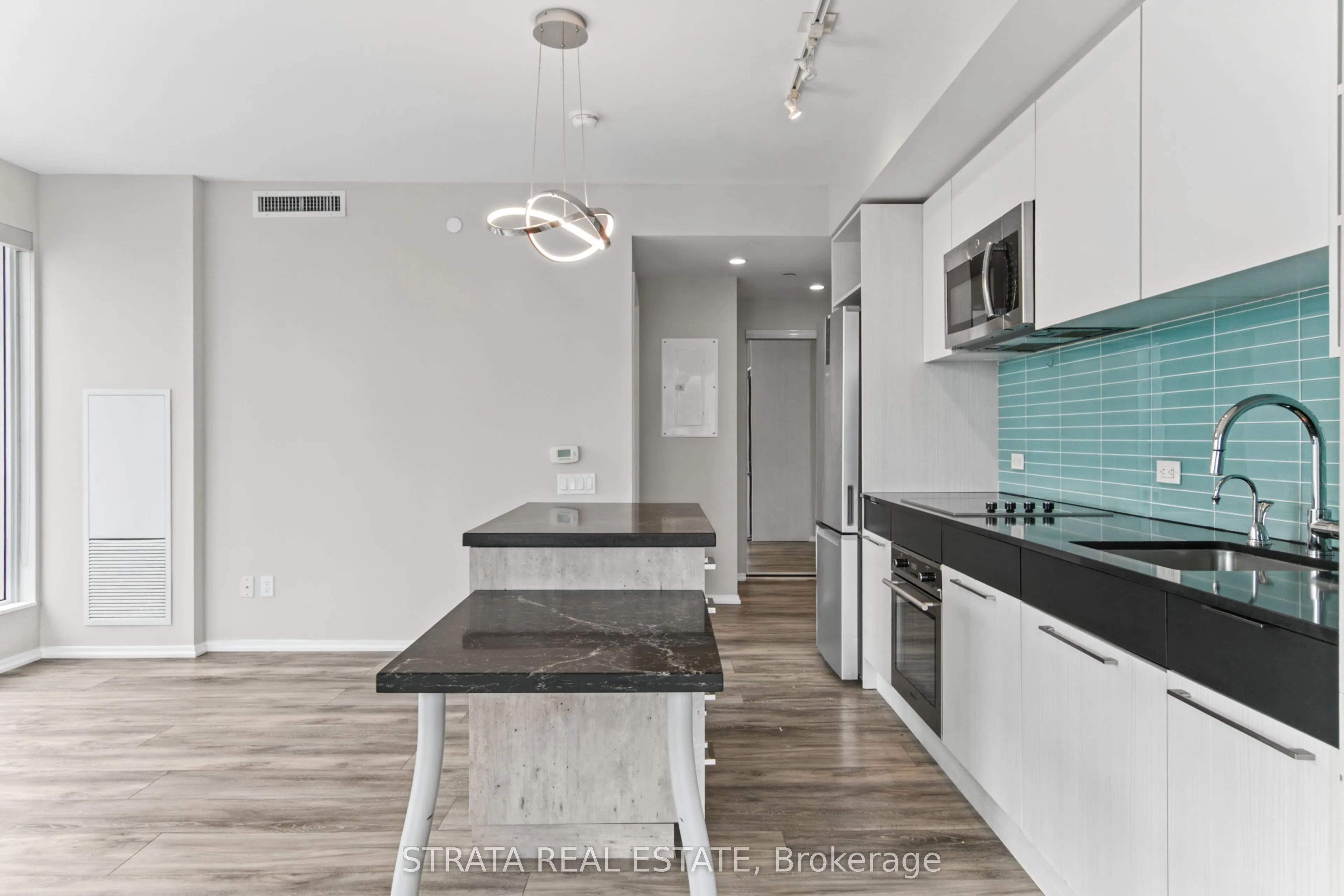 68 Shuter Street #1610