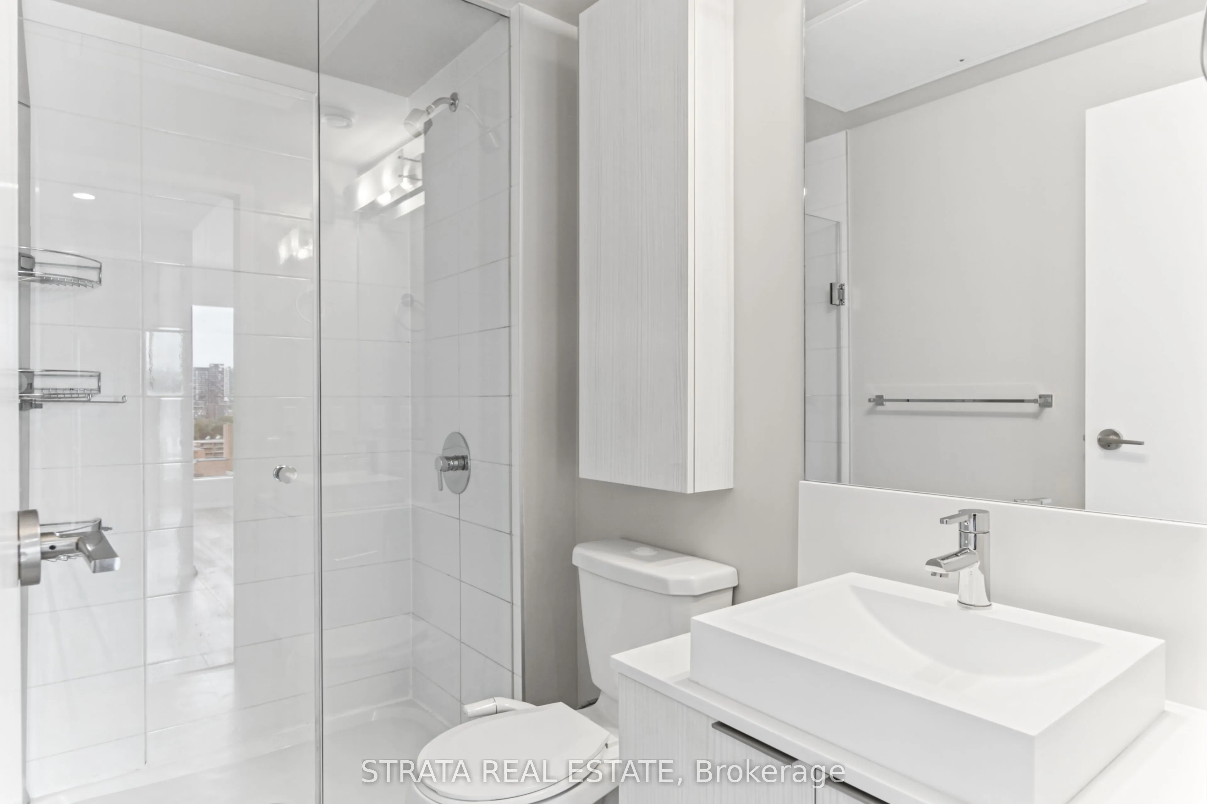68 Shuter Street #1610