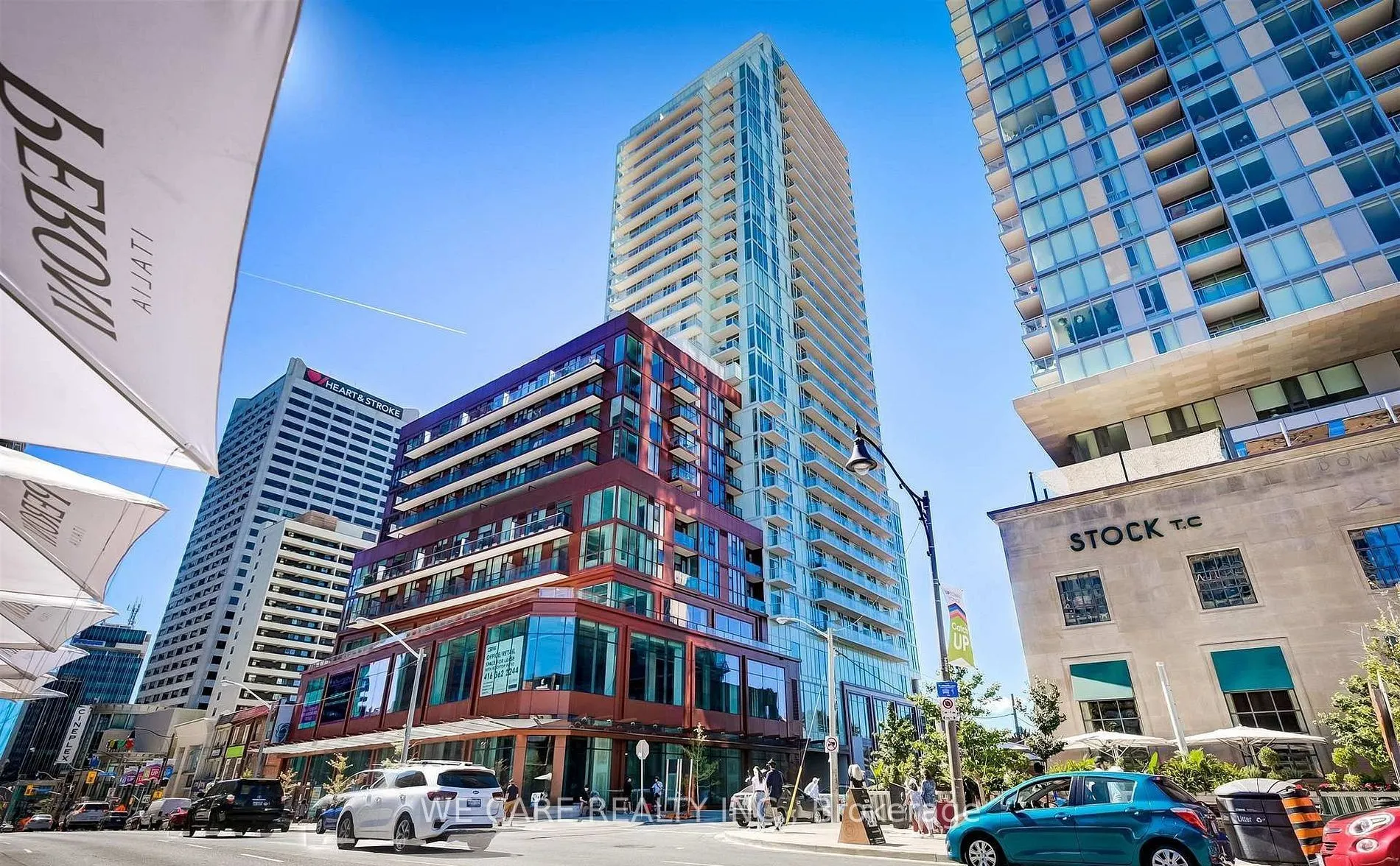 33 Helendale Avenue #2208