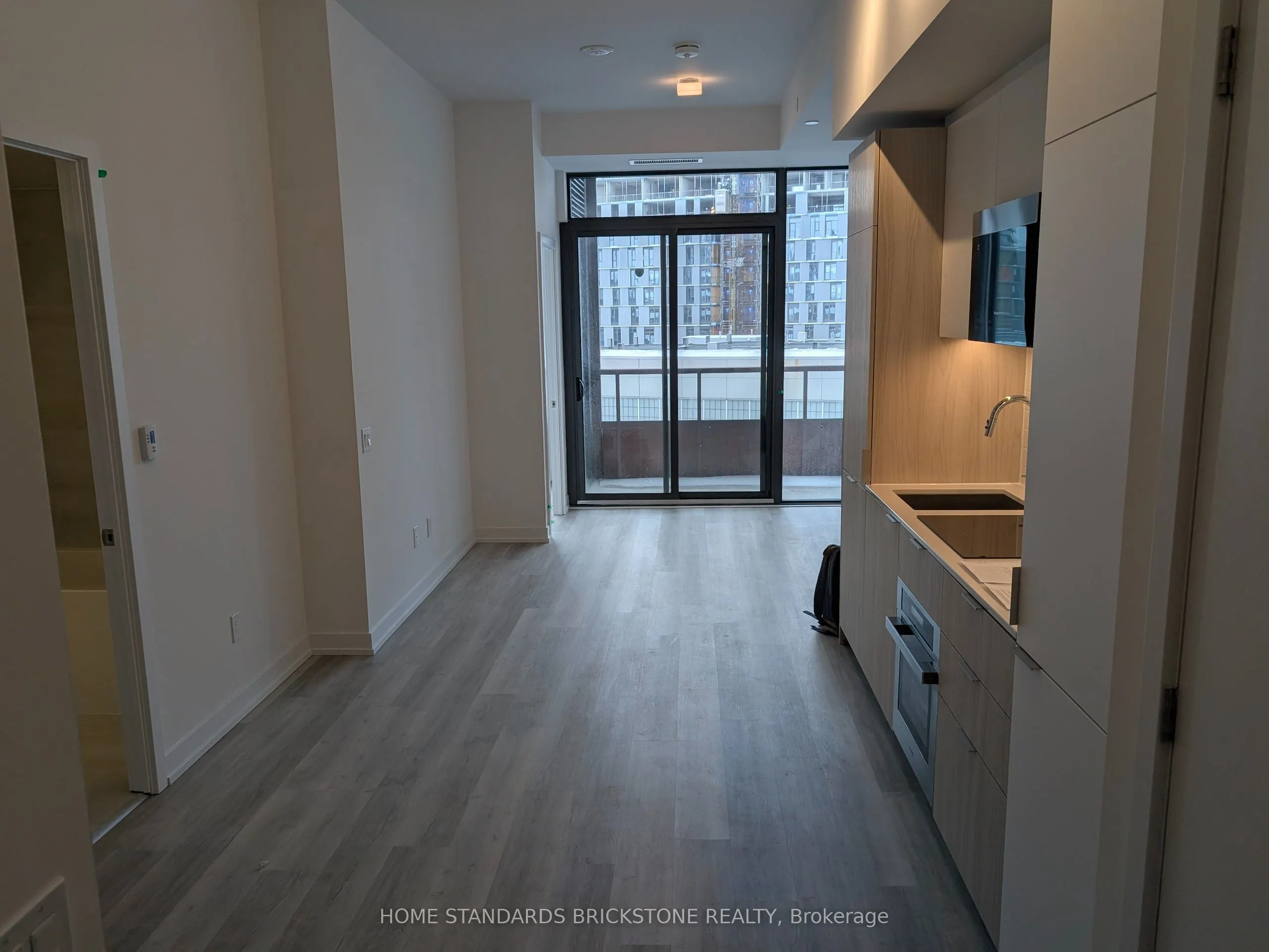 28 Eastern Avenue #614