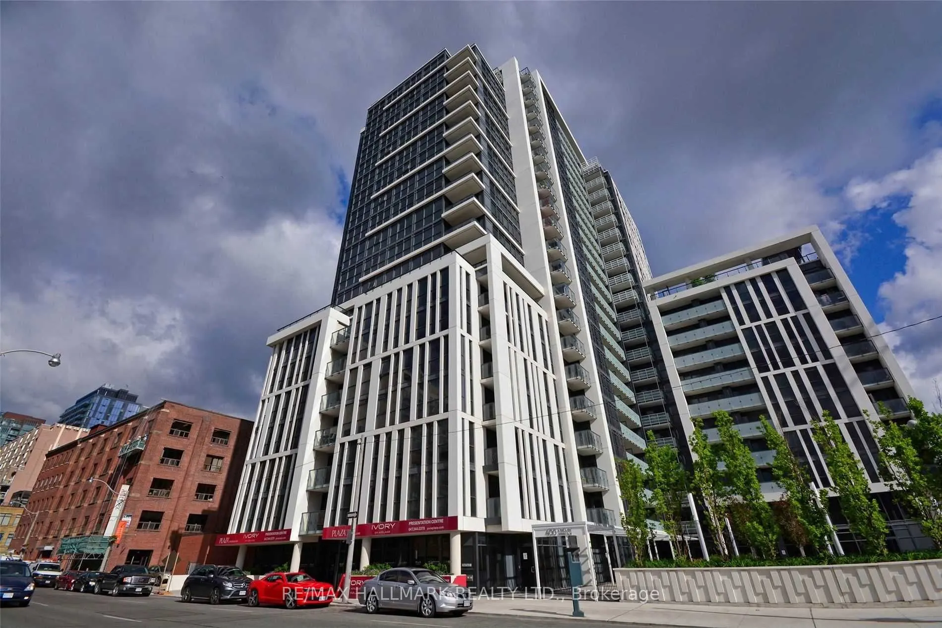 400 Adelaide Street E #206