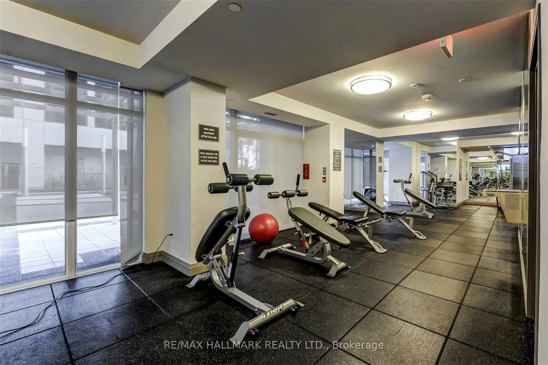 400 Adelaide Street E #206