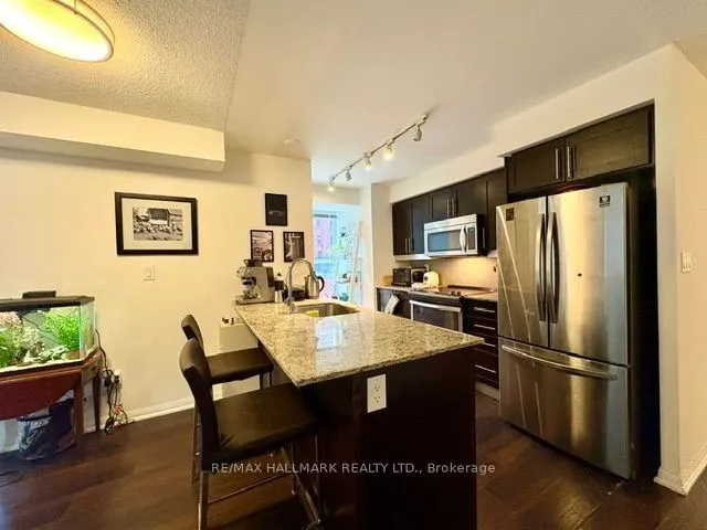 400 Adelaide Street E #206