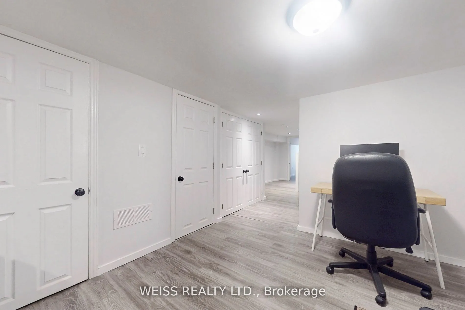 758 Richmond Street W