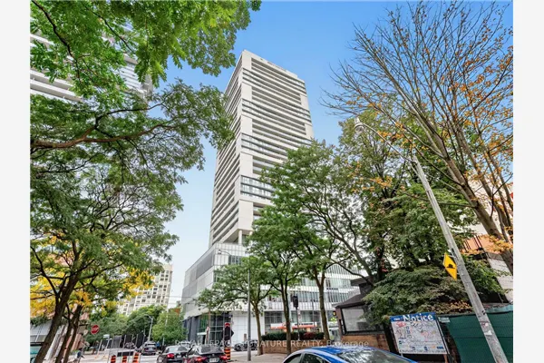 89 Mcgill Street #1204