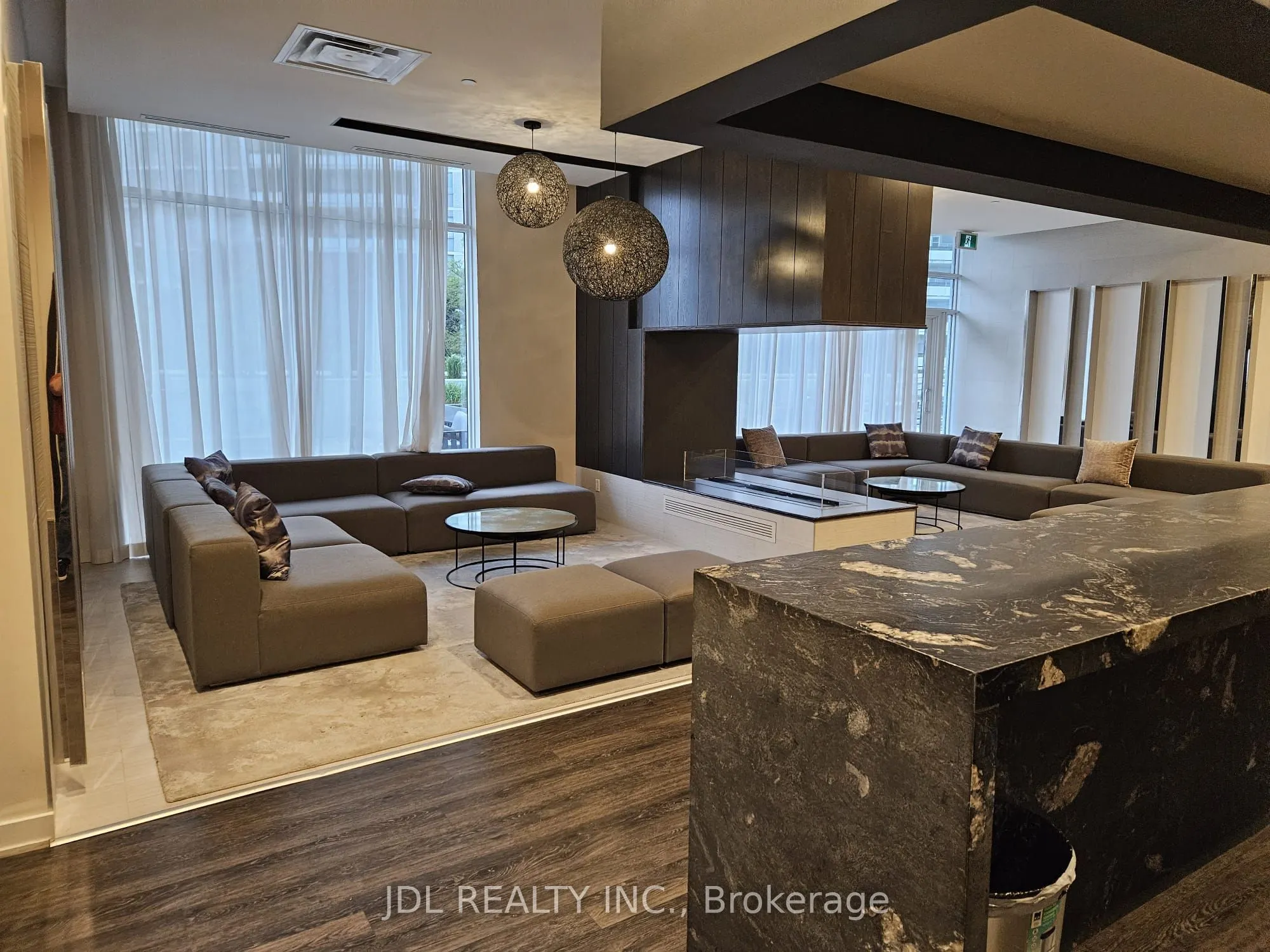 5180 Yonge Street #2112