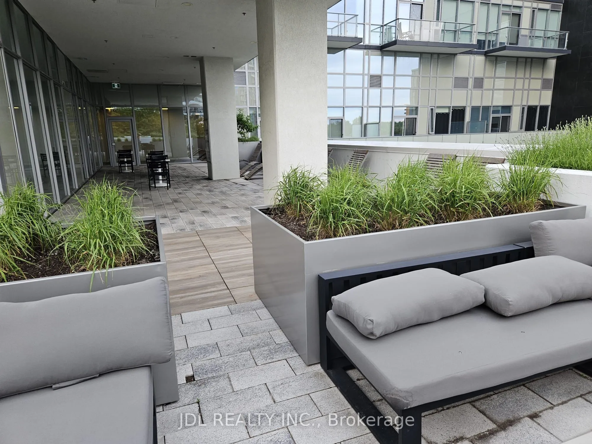 5180 Yonge Street #2112