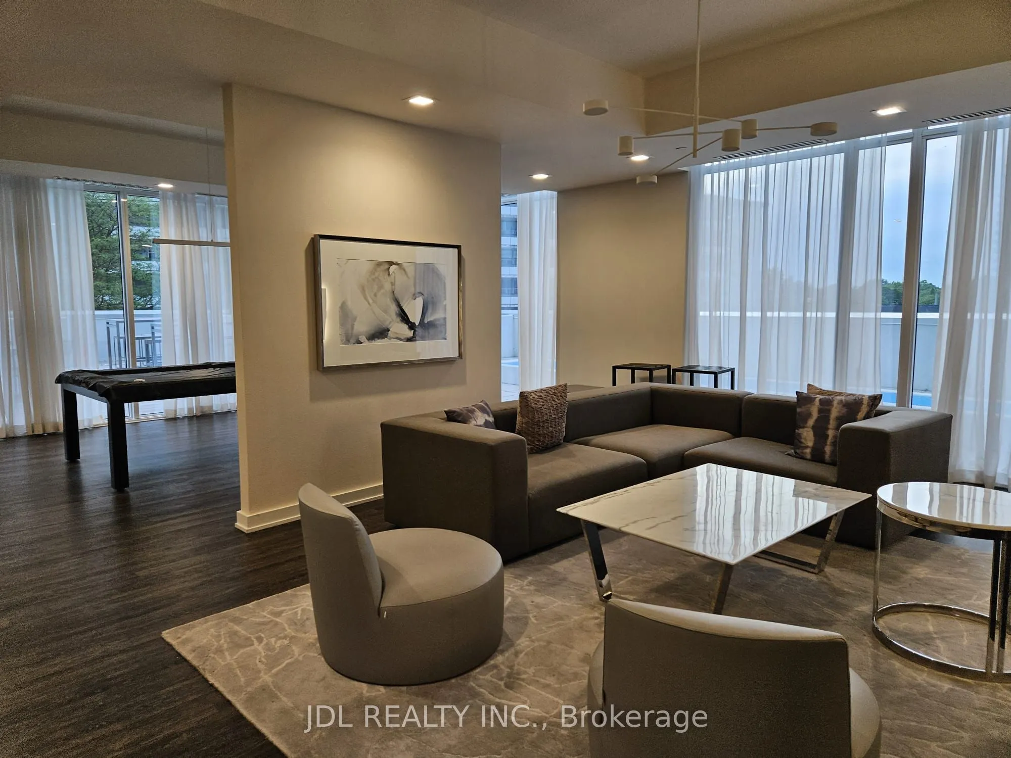 5180 Yonge Street #2112