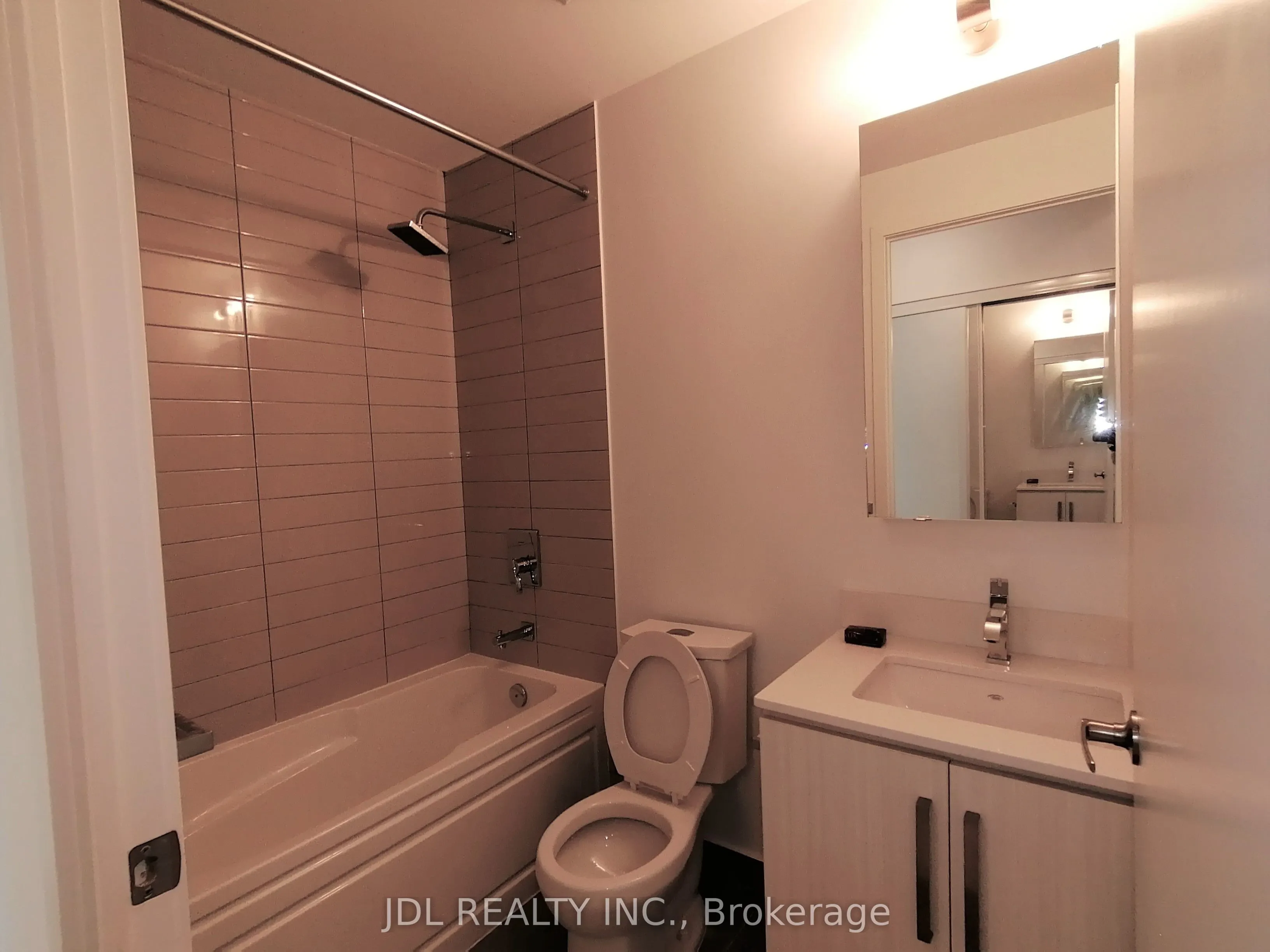 5180 Yonge Street #2112