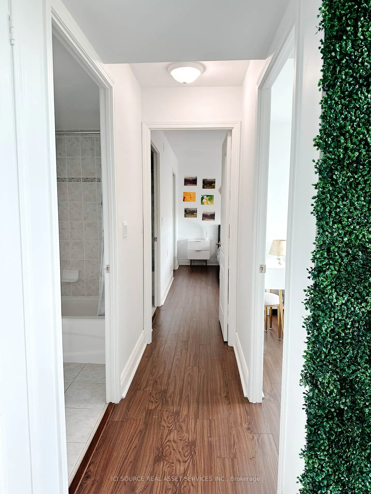 935 Sheppard Avenue W #901