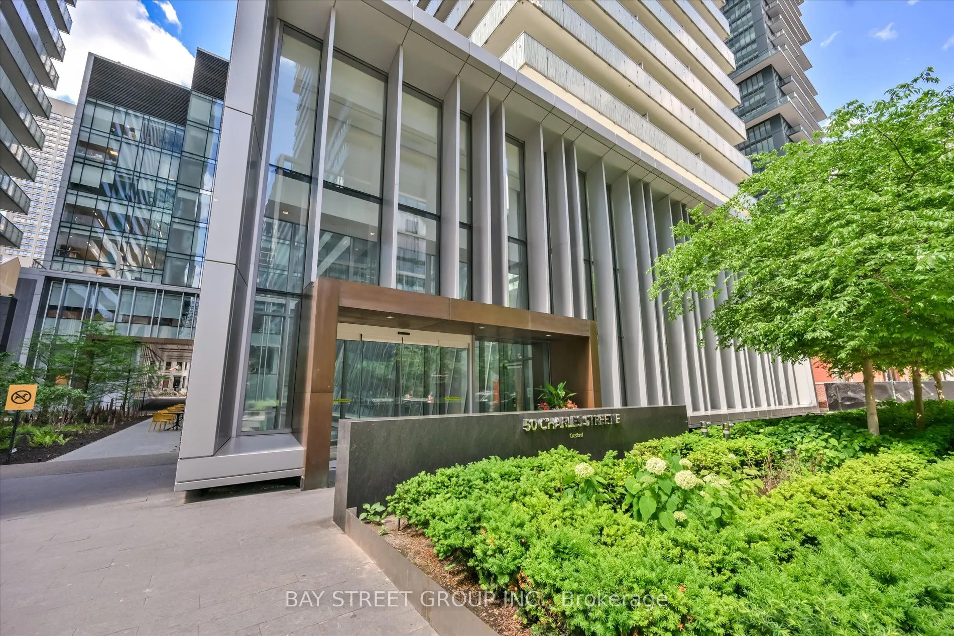 50 Charles Street E #LPH4706