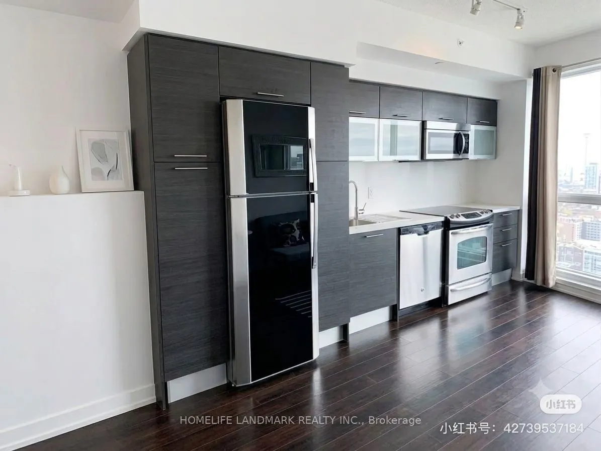 386 Yonge Street #4206
