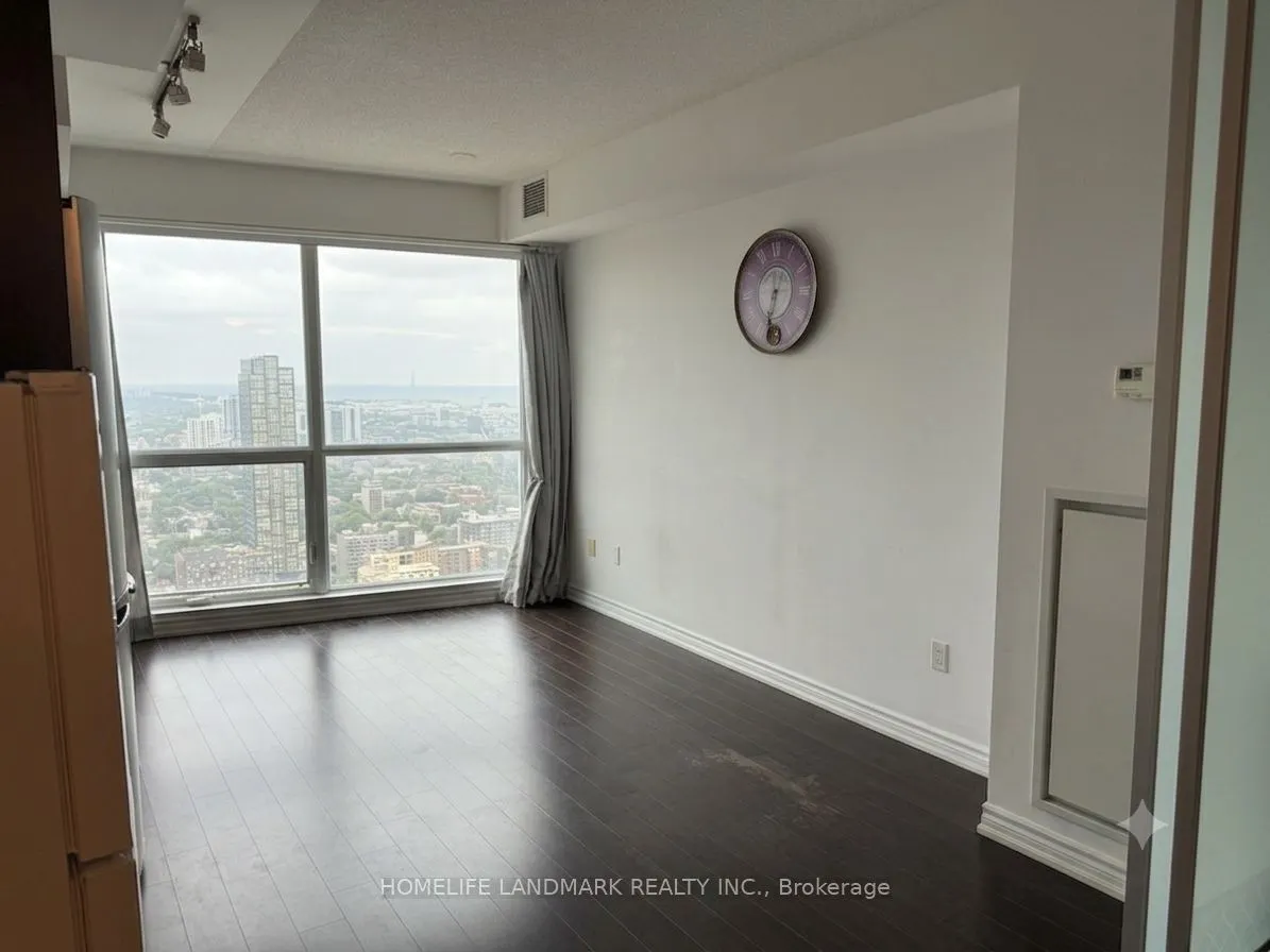 386 Yonge Street #4206
