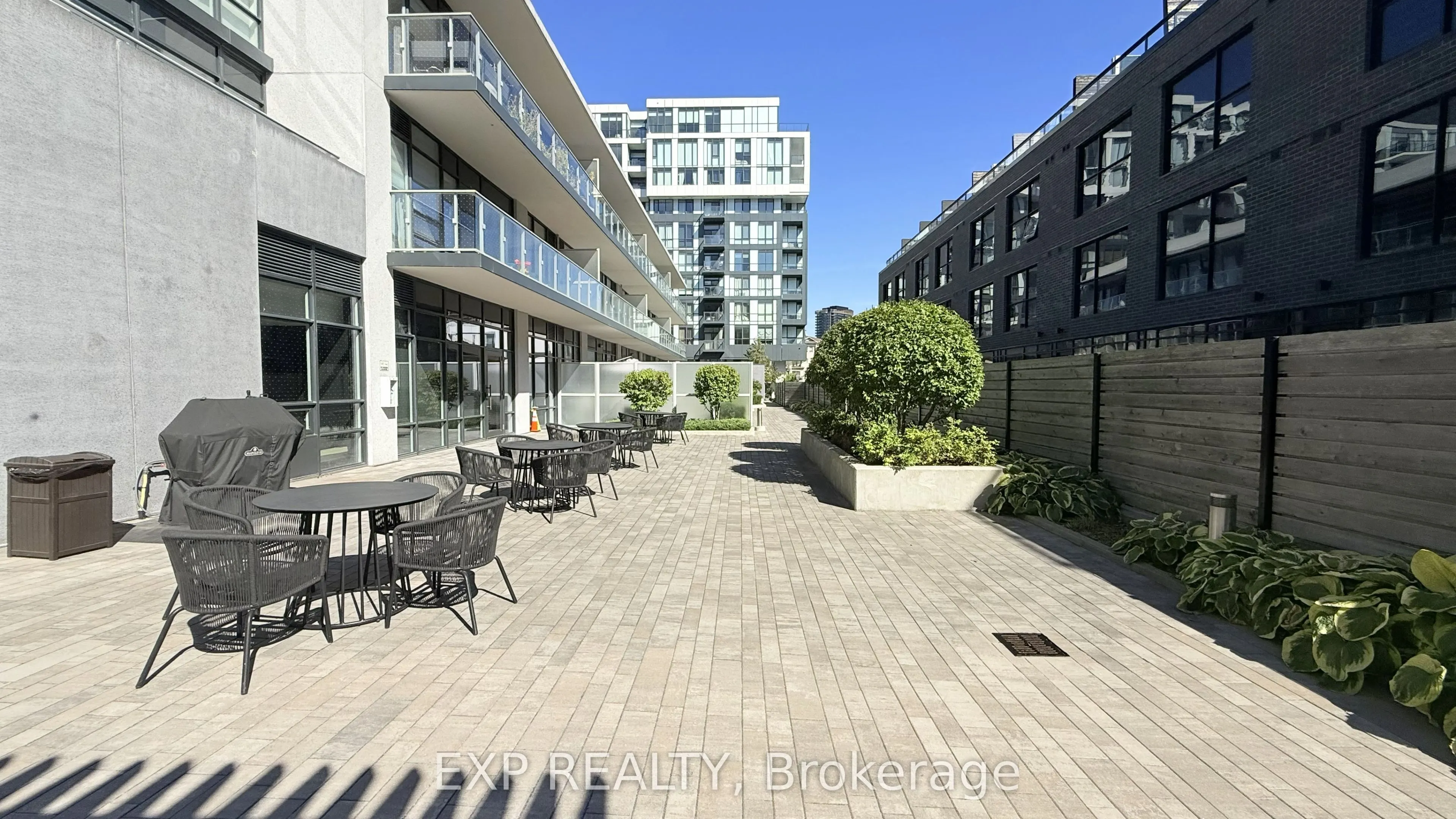 621 Sheppard Avenue E #512