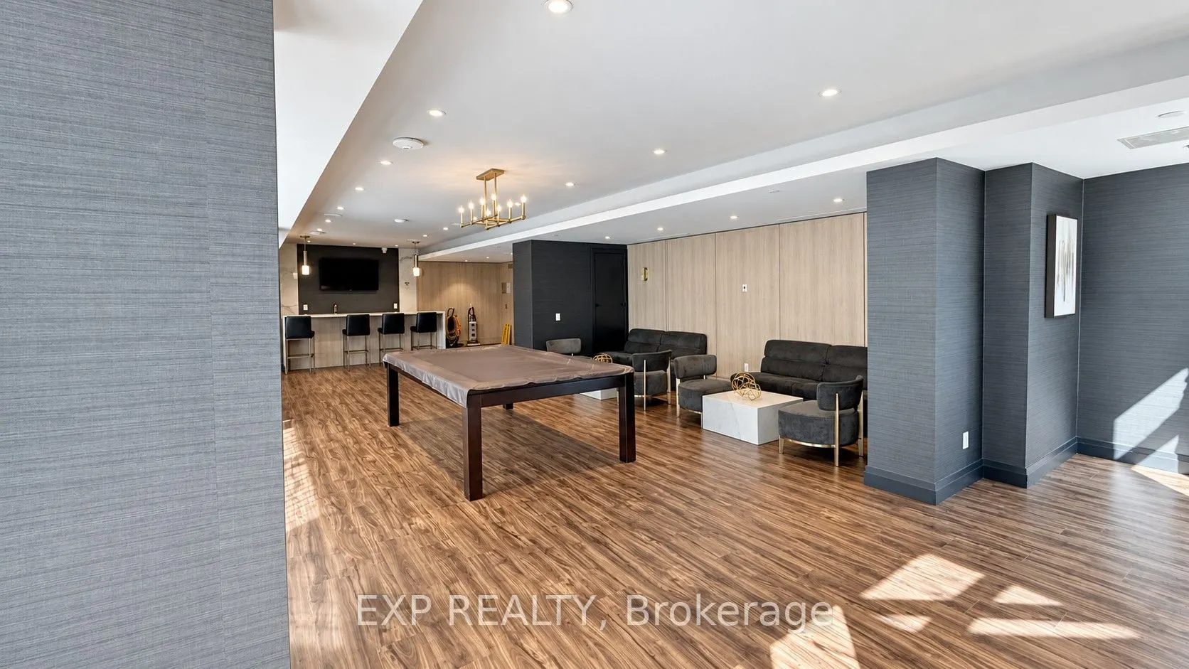 621 Sheppard Avenue E #512
