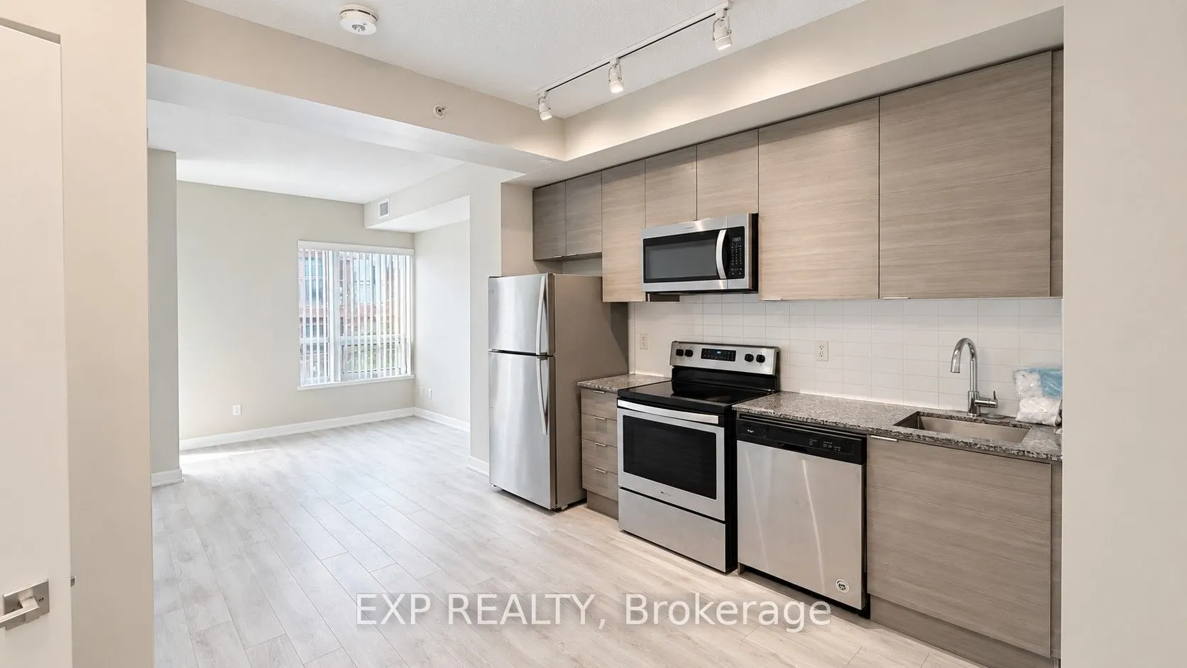 621 Sheppard Avenue E #512