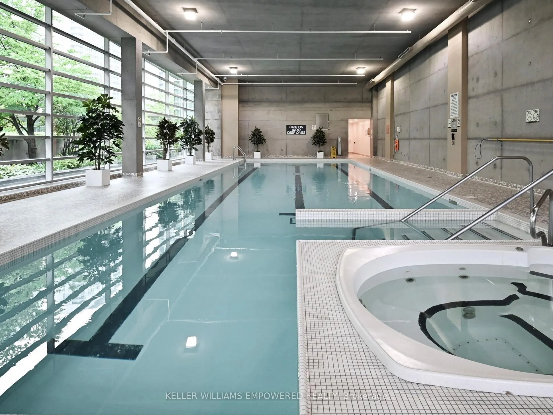 81 Navy Wharf Court #2815