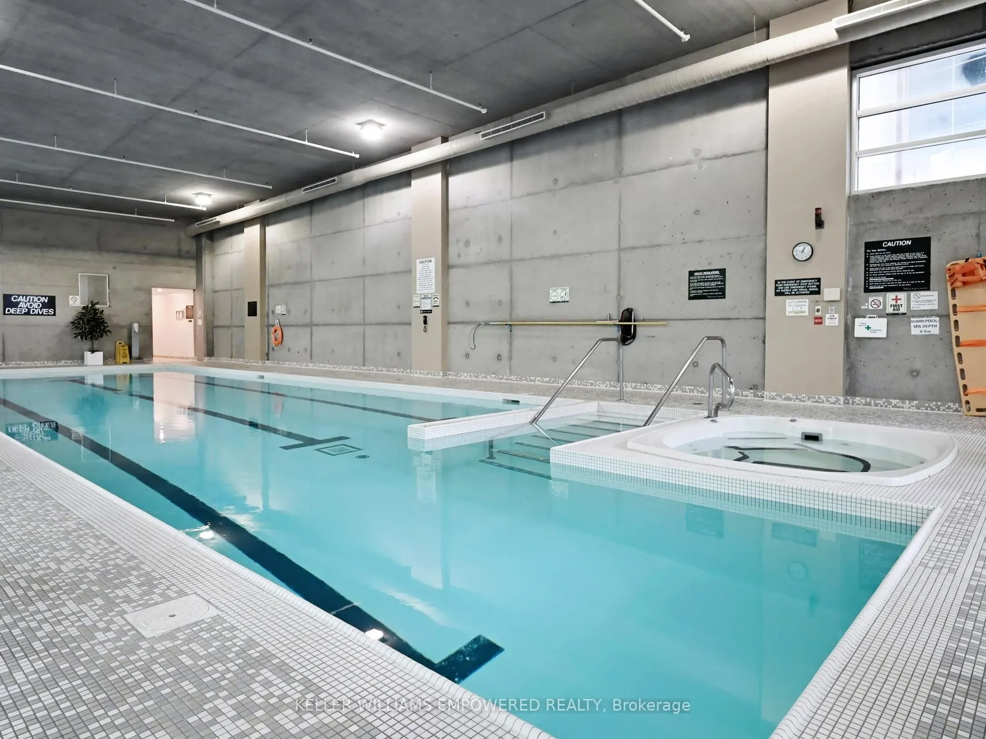 81 Navy Wharf Court #2815