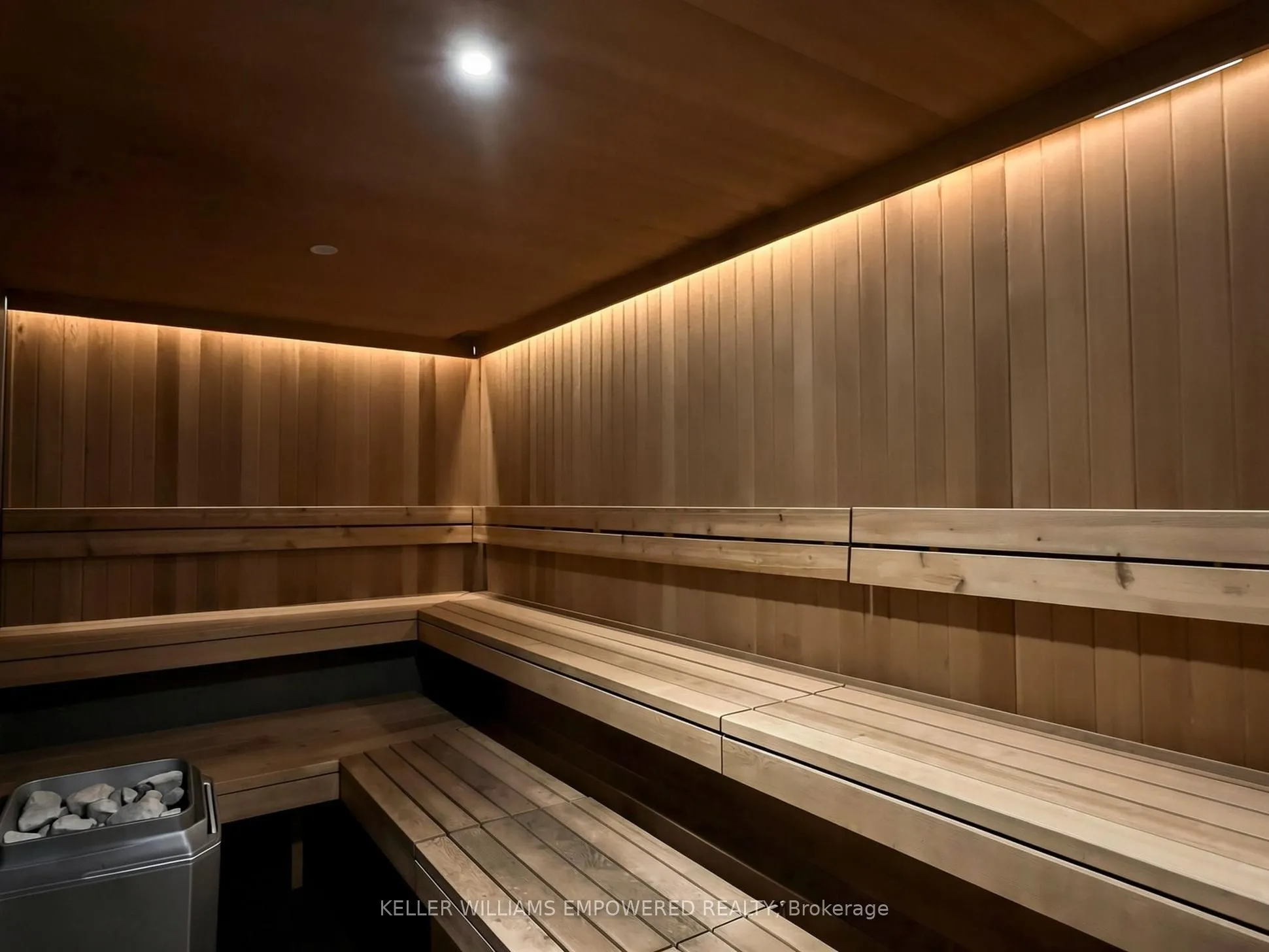 81 Navy Wharf Court #2815