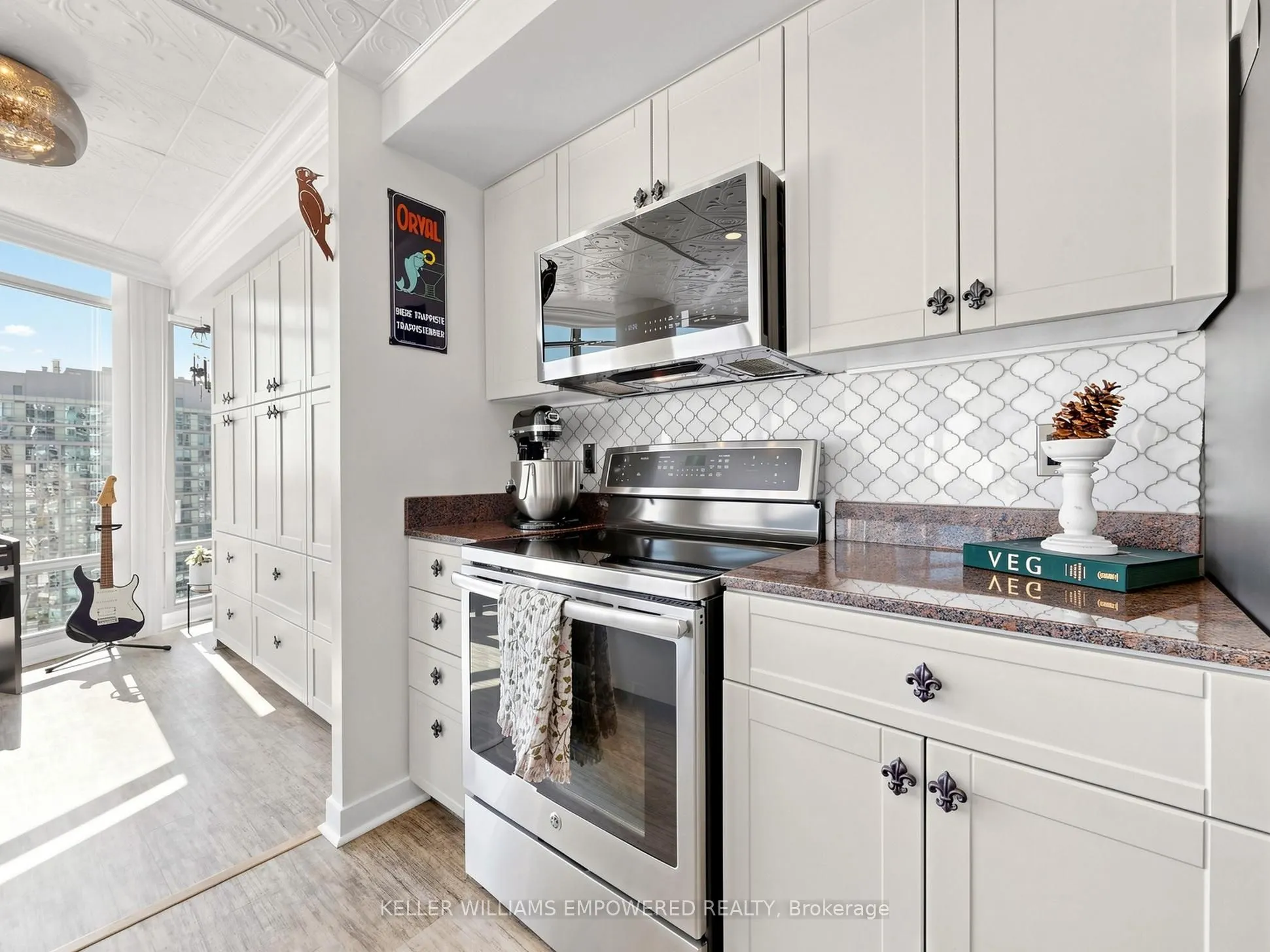 81 Navy Wharf Court #2815