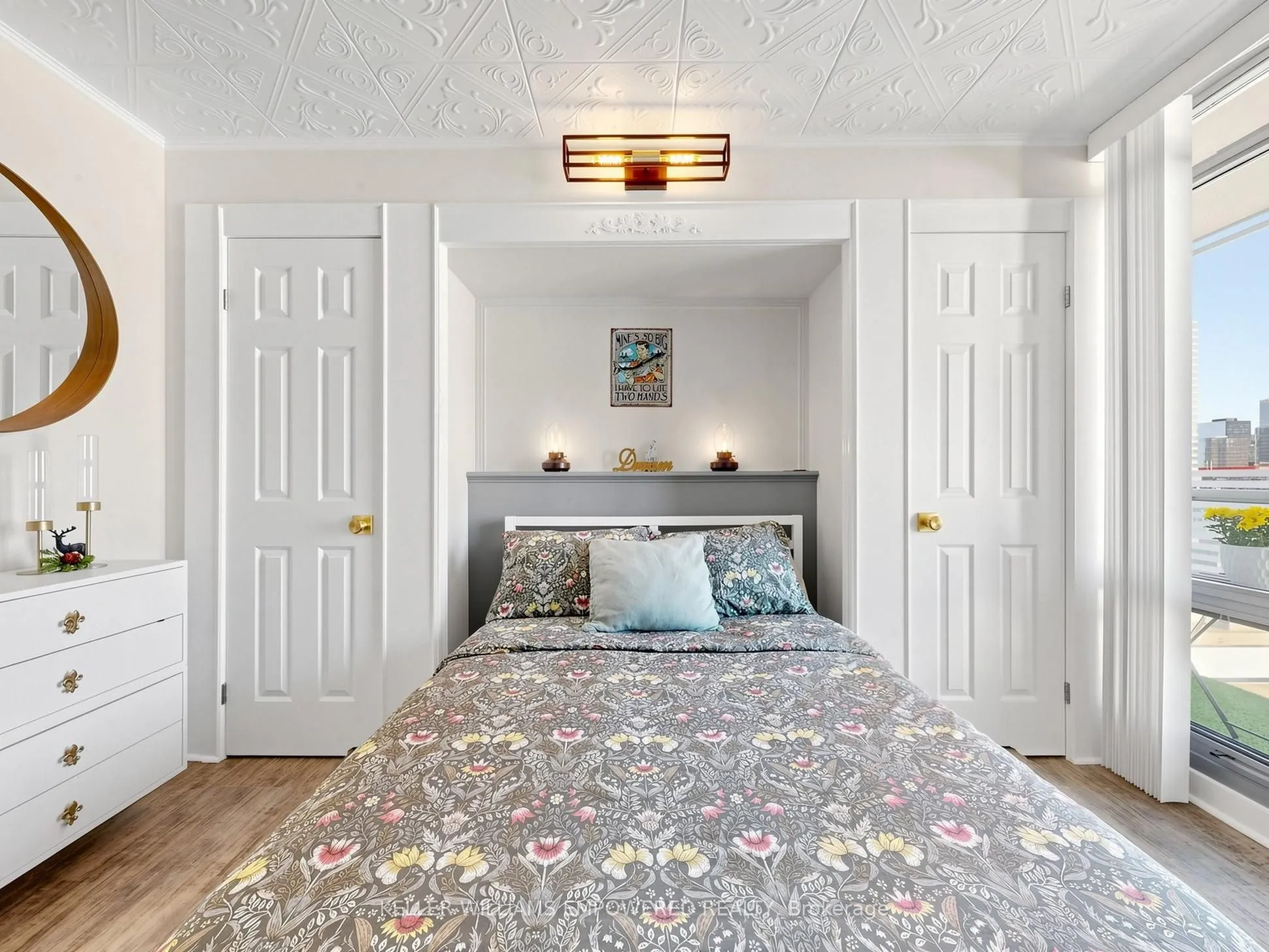 81 Navy Wharf Court #2815
