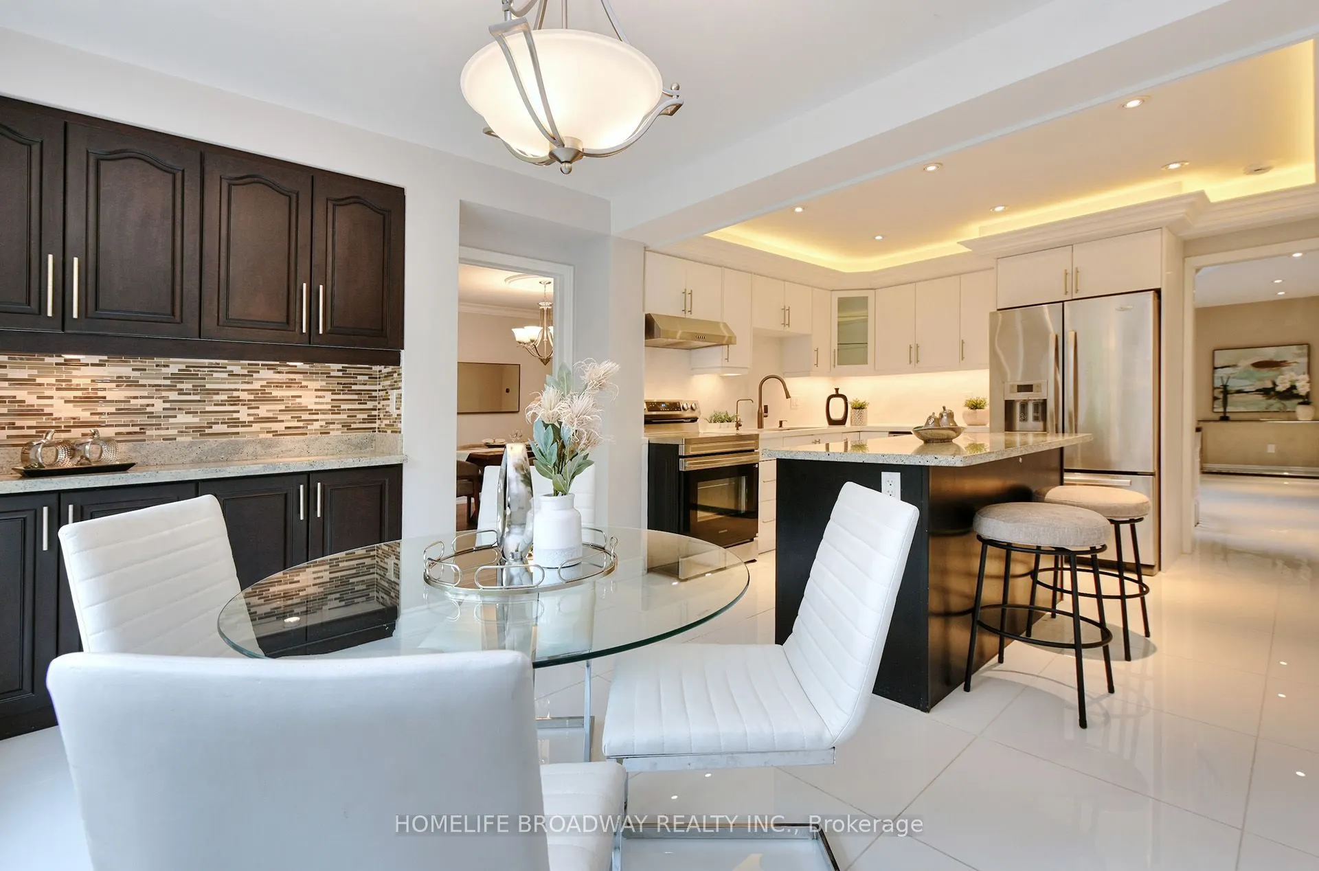 30 Gossamer Avenue