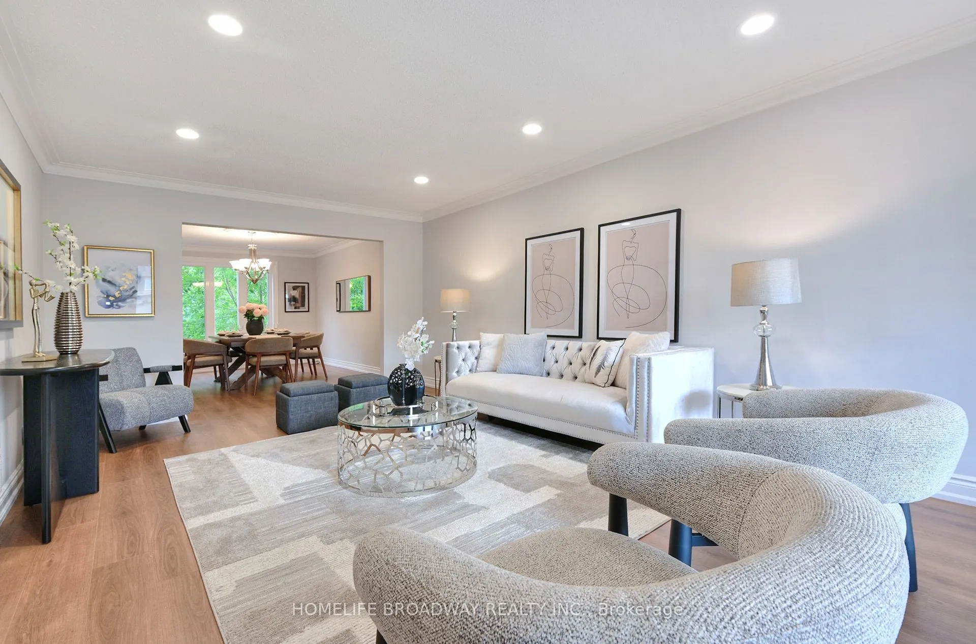 30 Gossamer Avenue