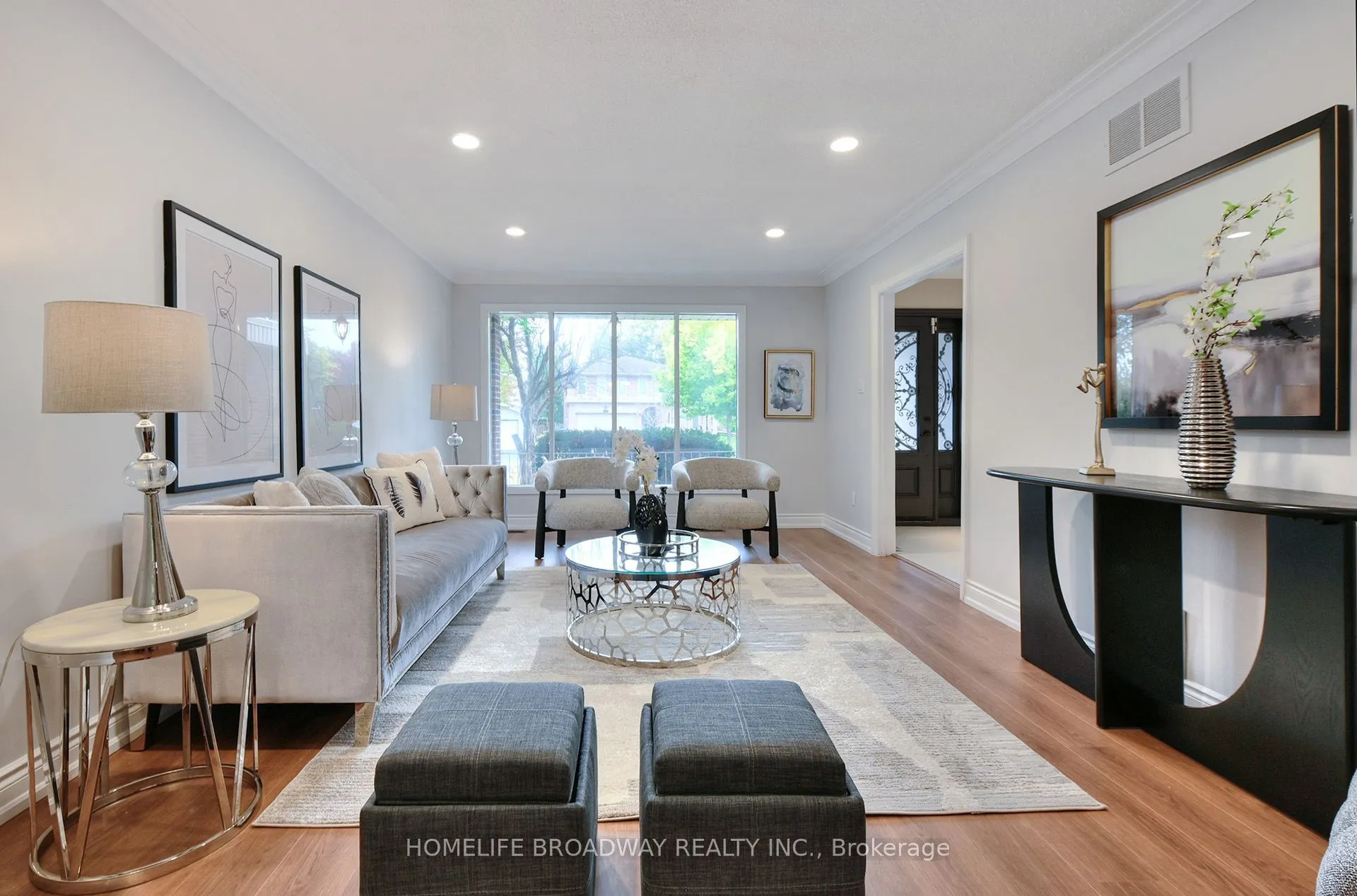 30 Gossamer Avenue