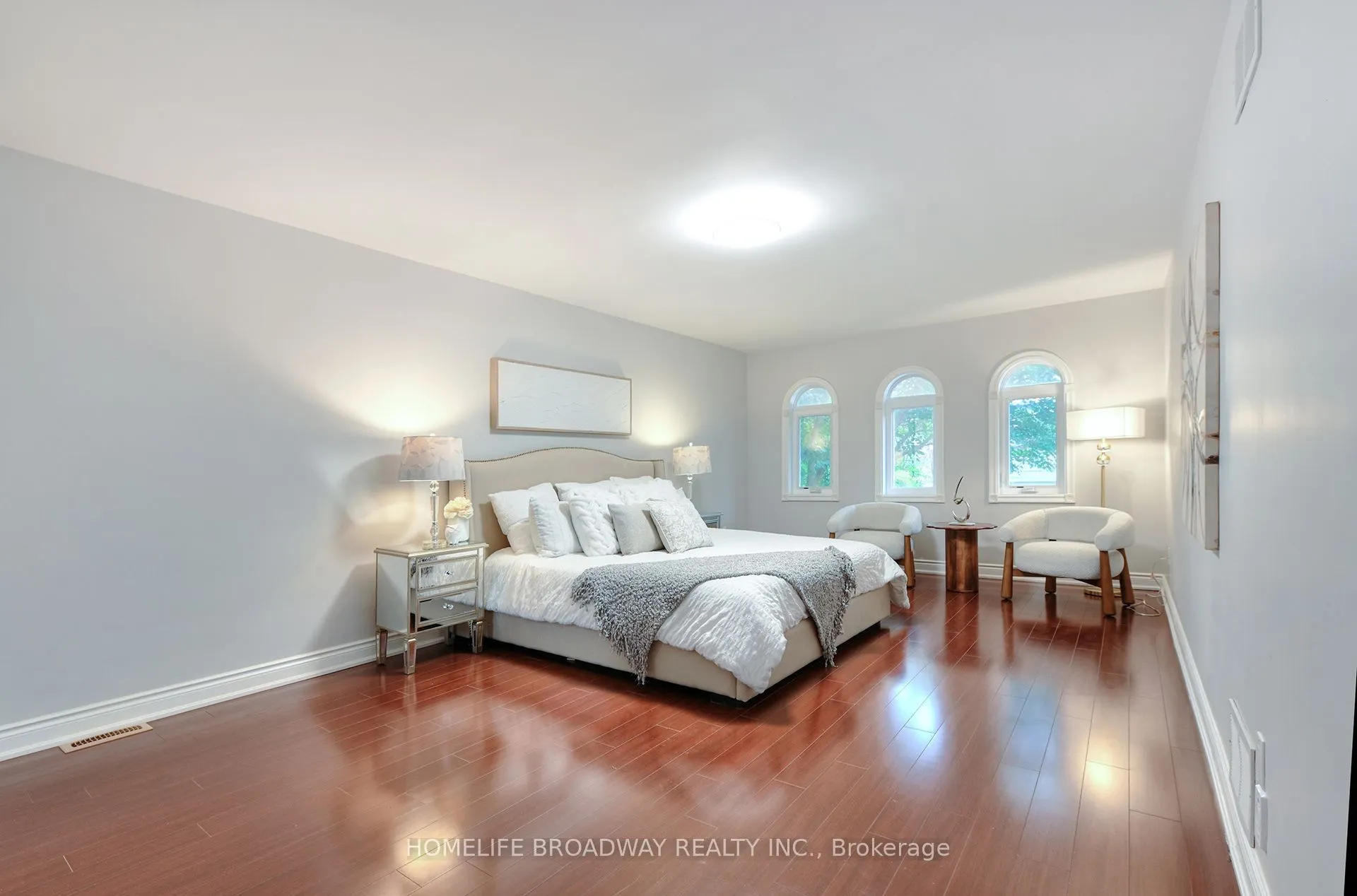 30 Gossamer Avenue