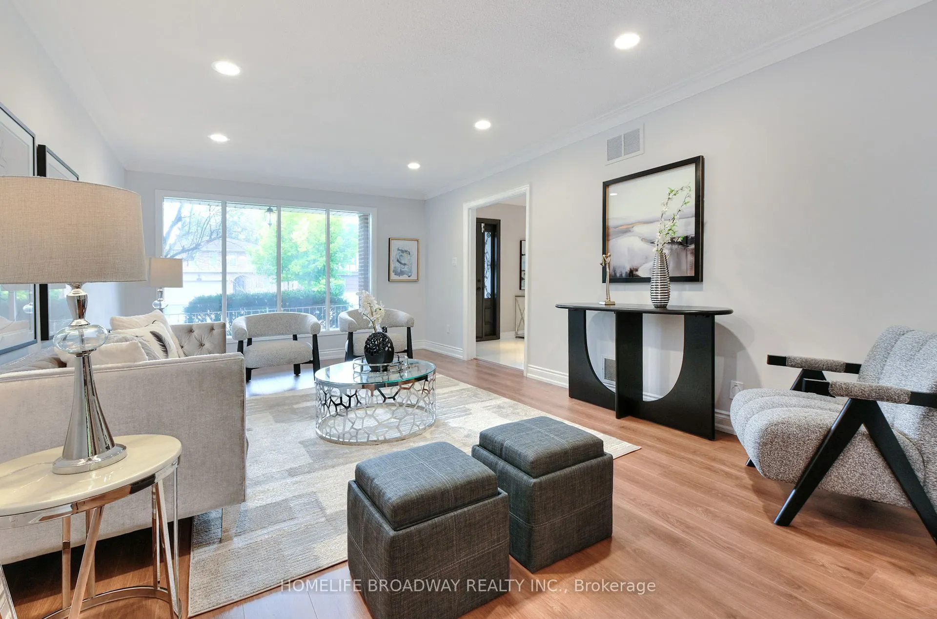 30 Gossamer Avenue