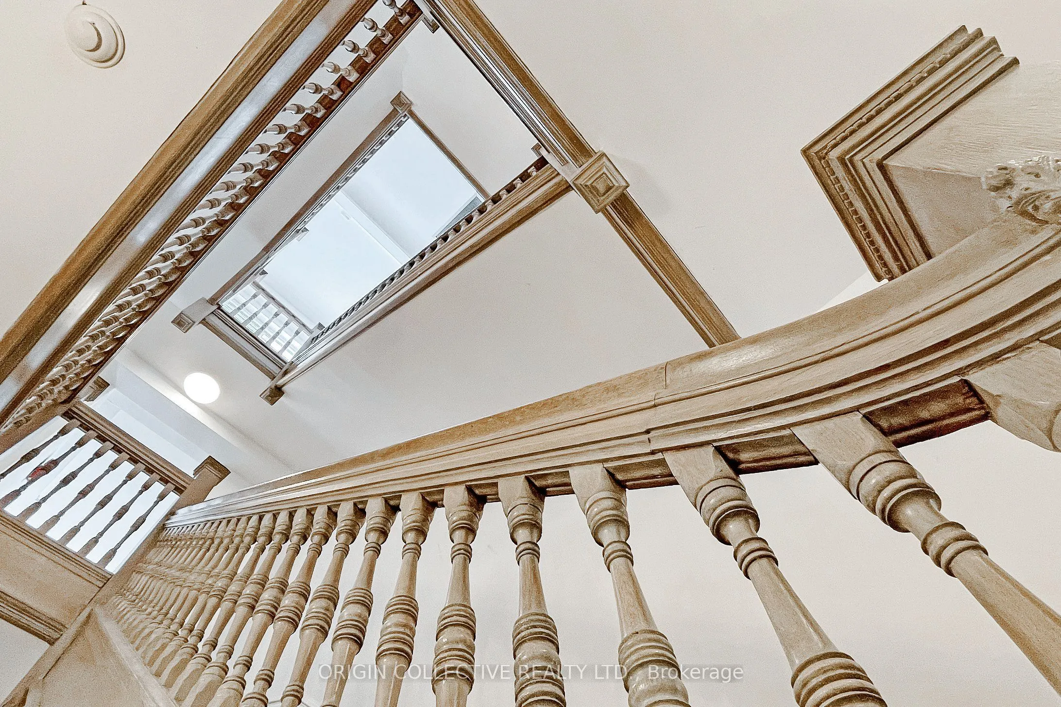 17 Isabella Street #1