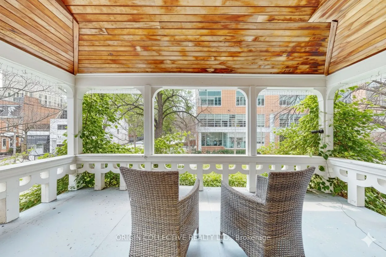 17 Isabella Street #1