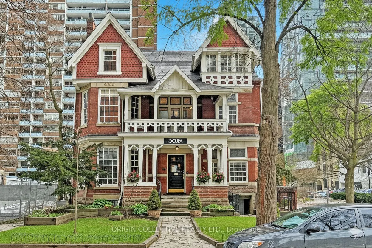 17 Isabella Street #1