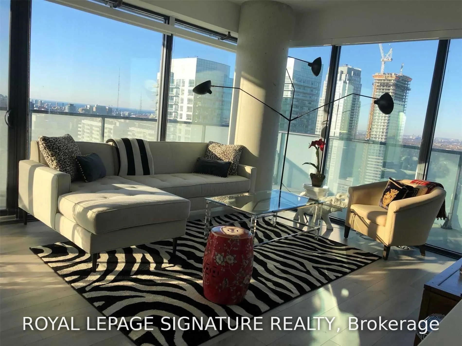 161 Roehampton Avenue #3310