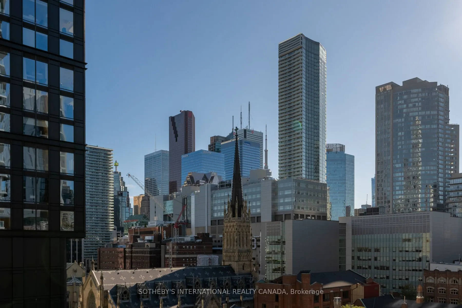 100 Dalhousie Street #907