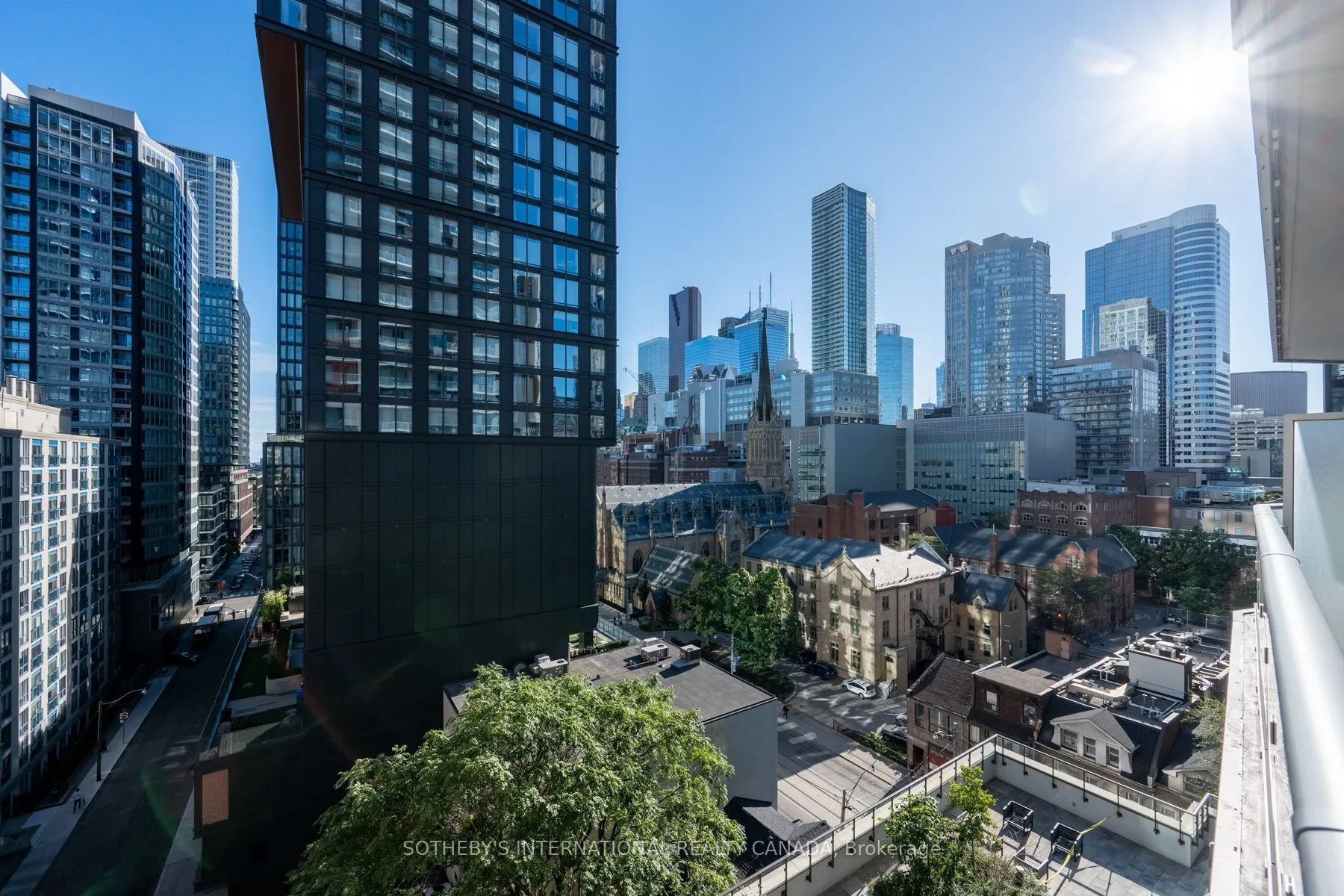 100 Dalhousie Street #907