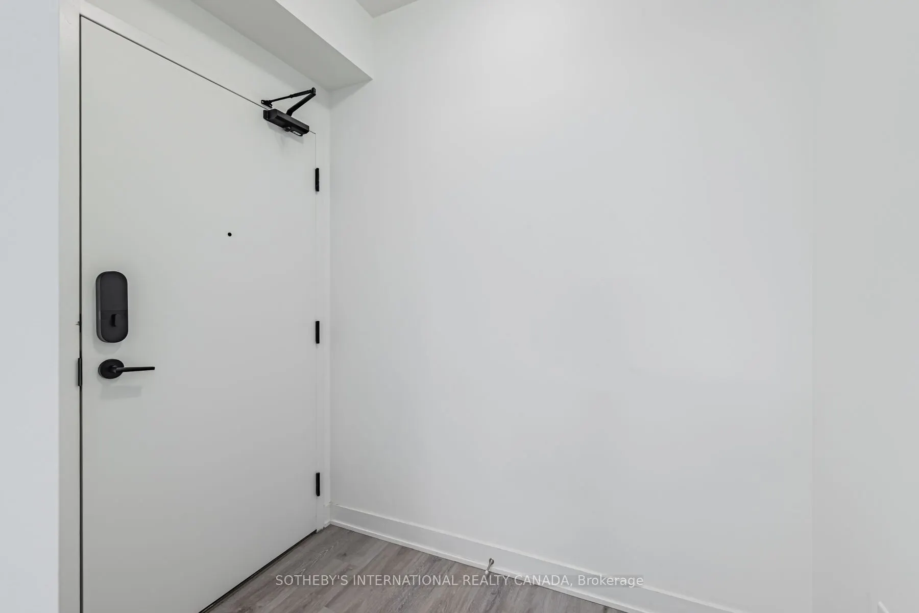 100 Dalhousie Street #907