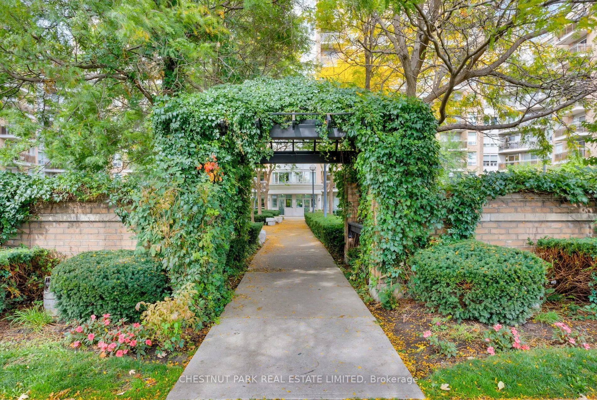650 Lawrence Avenue W #704