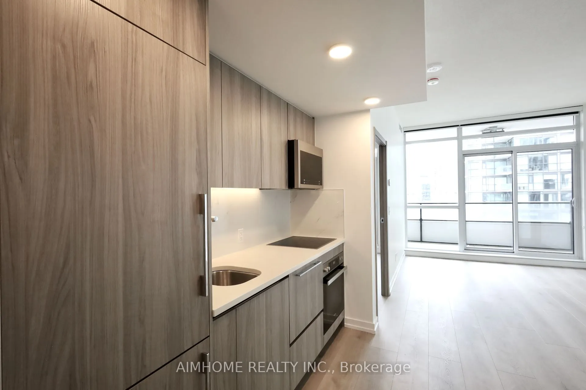38 Widmer Street #2205