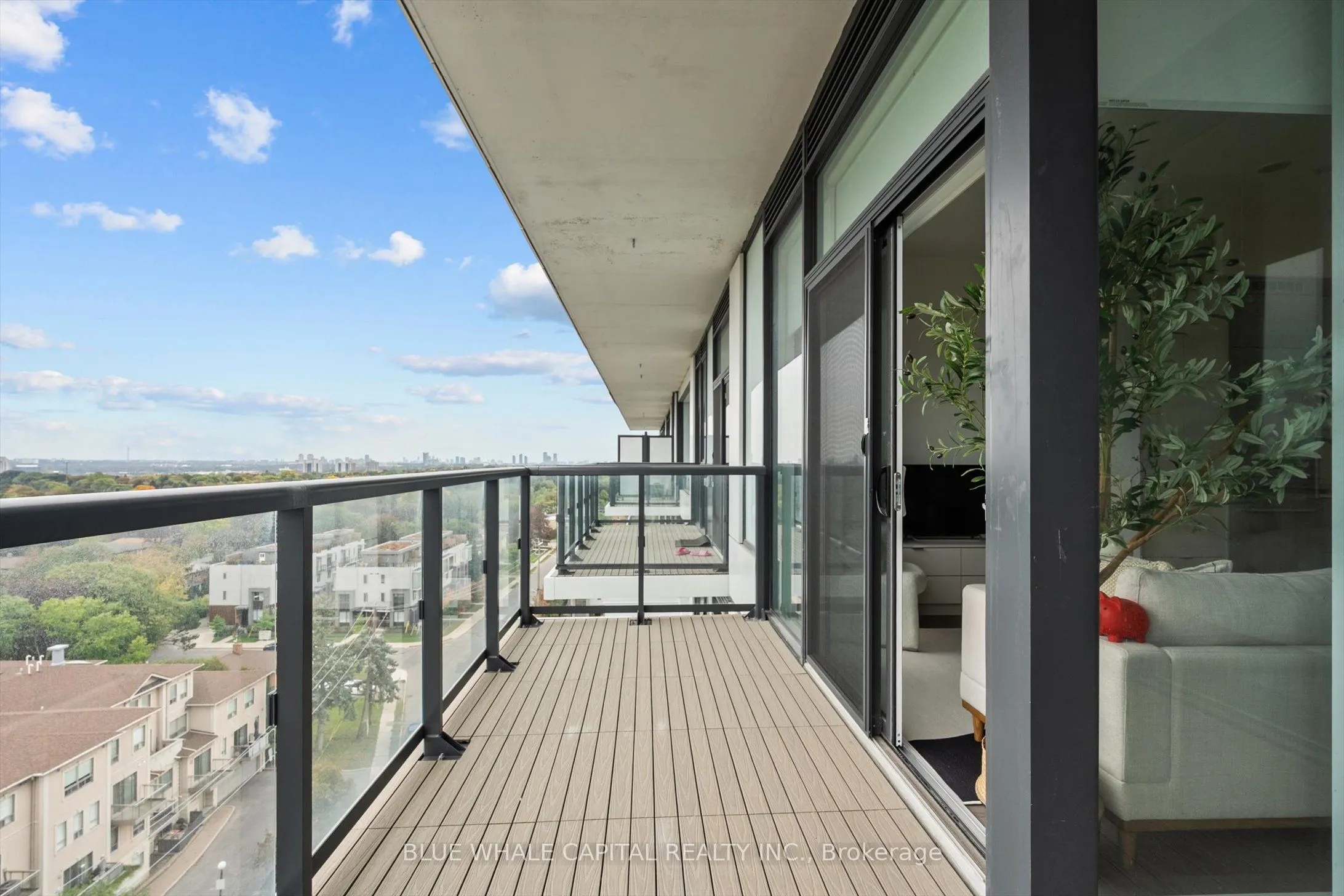 6 Greenbriar Road #1016