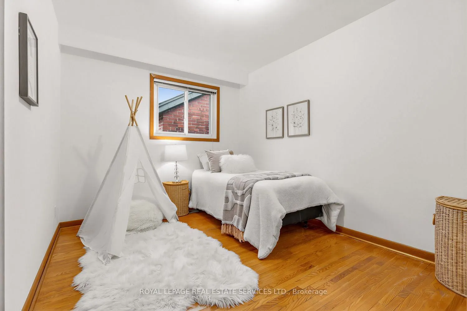 39 Albertus Avenue