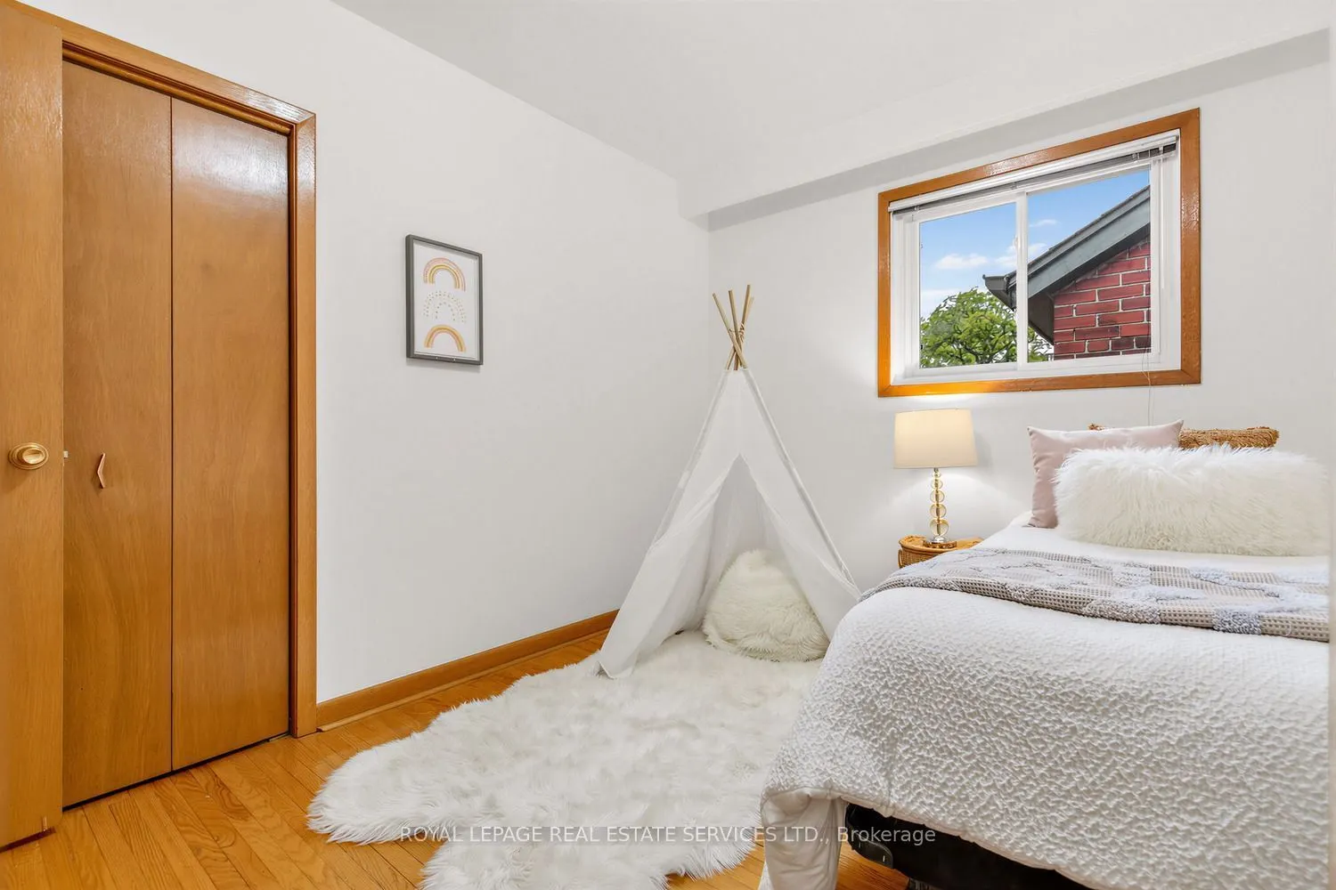 39 Albertus Avenue