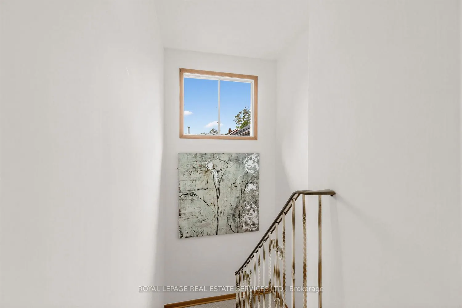 39 Albertus Avenue