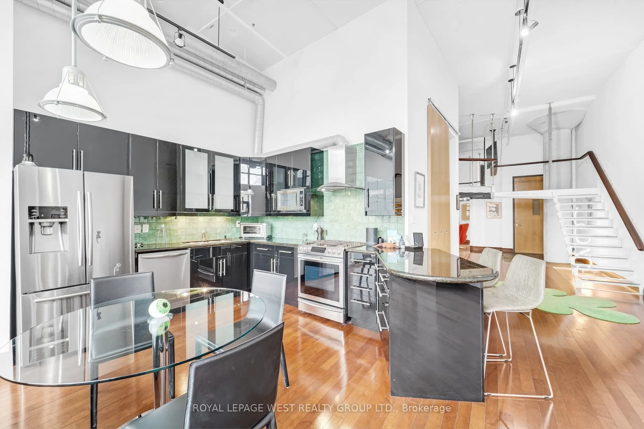 90 Sumach Street #416