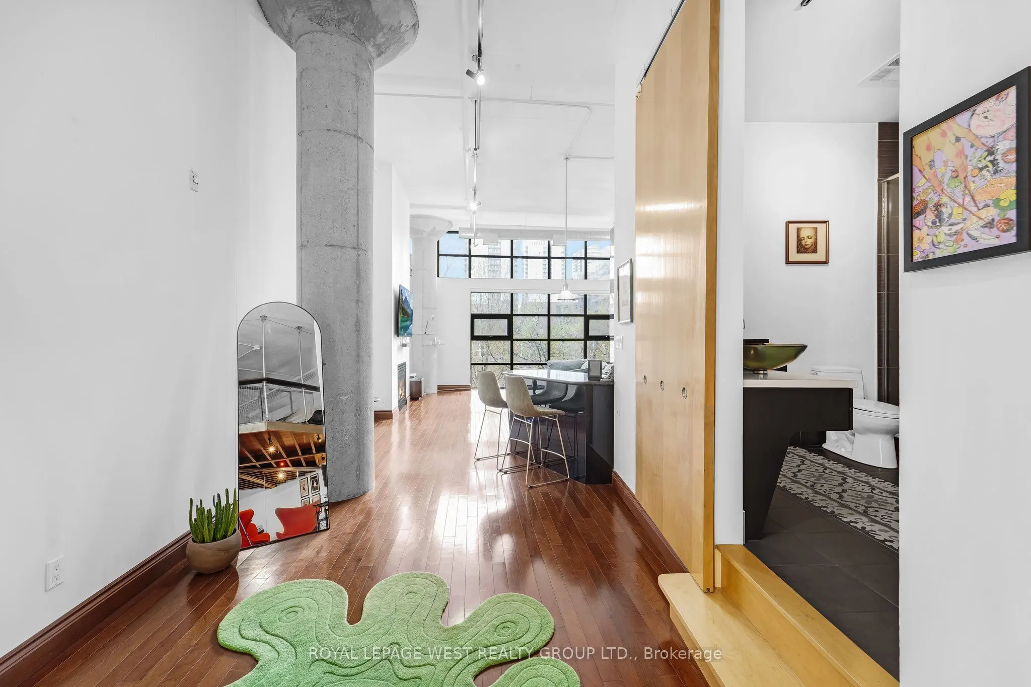 90 Sumach Street #416