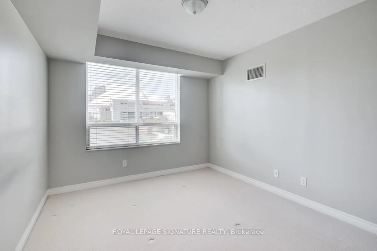 51 Lower Simcoe Street #509