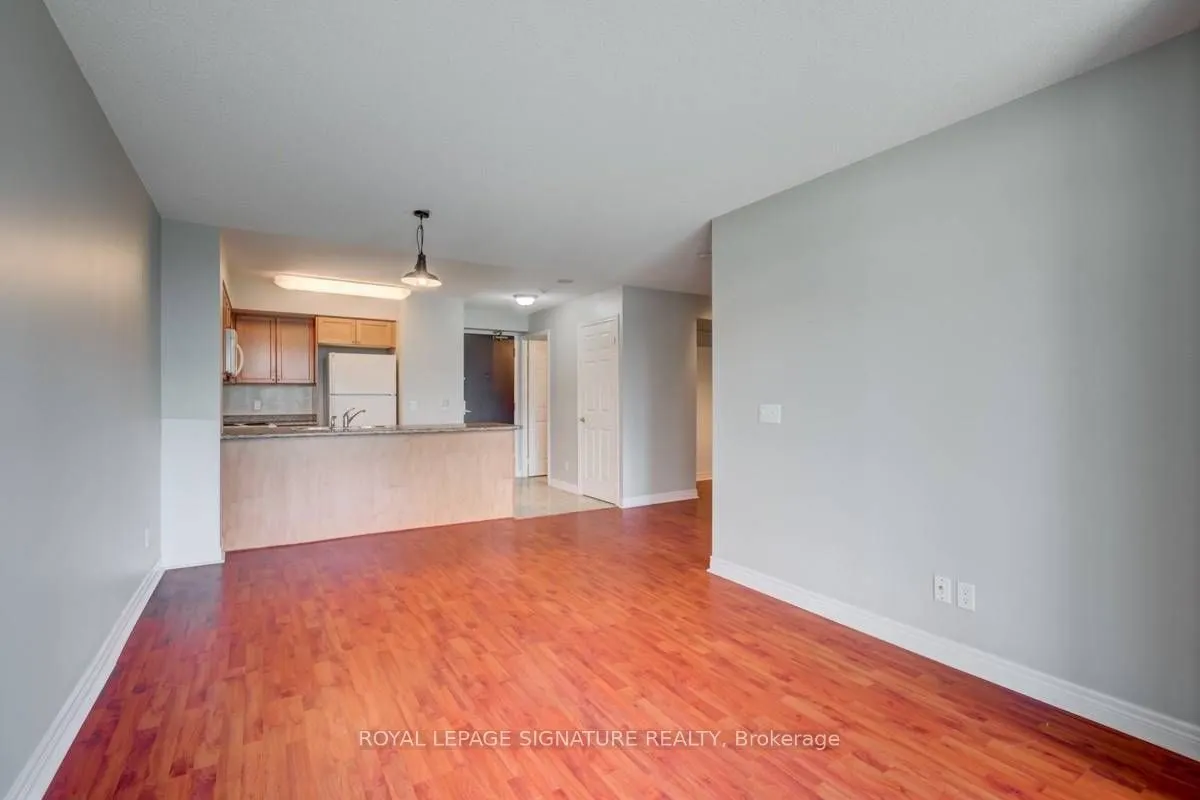 51 Lower Simcoe Street #509
