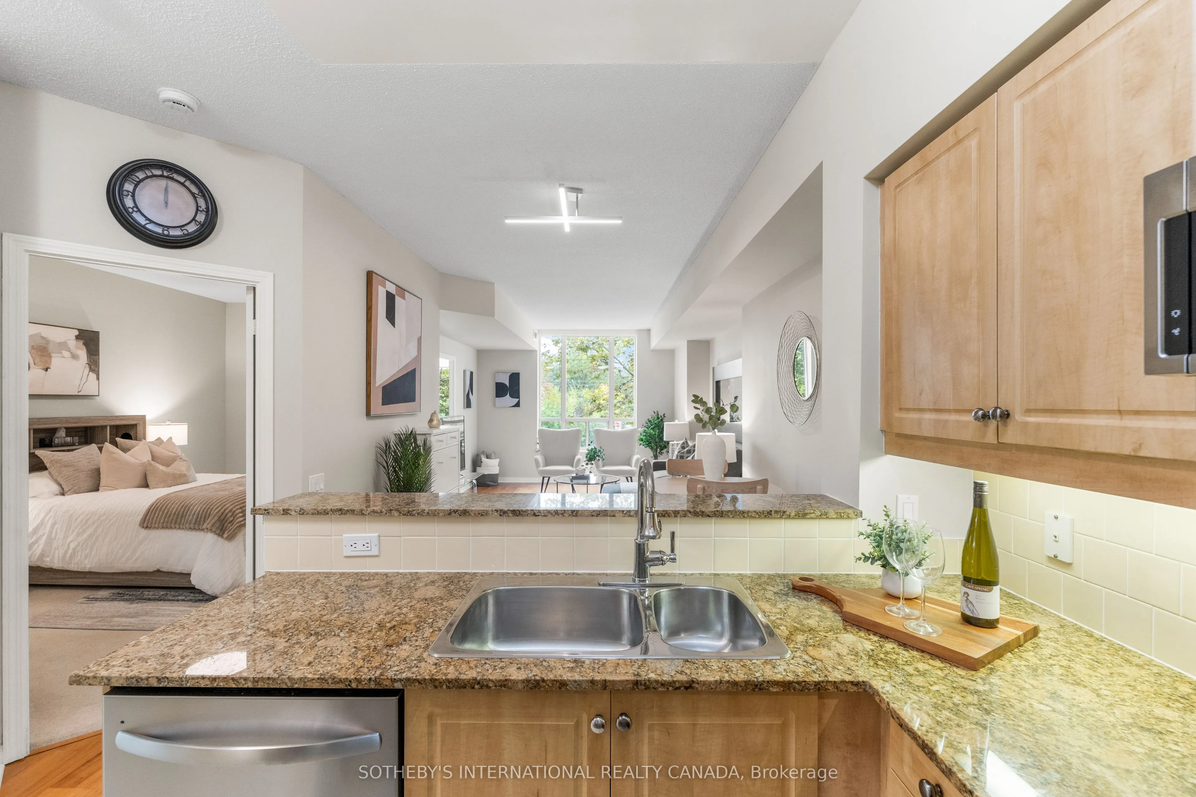 481 Rosewell Avenue #212